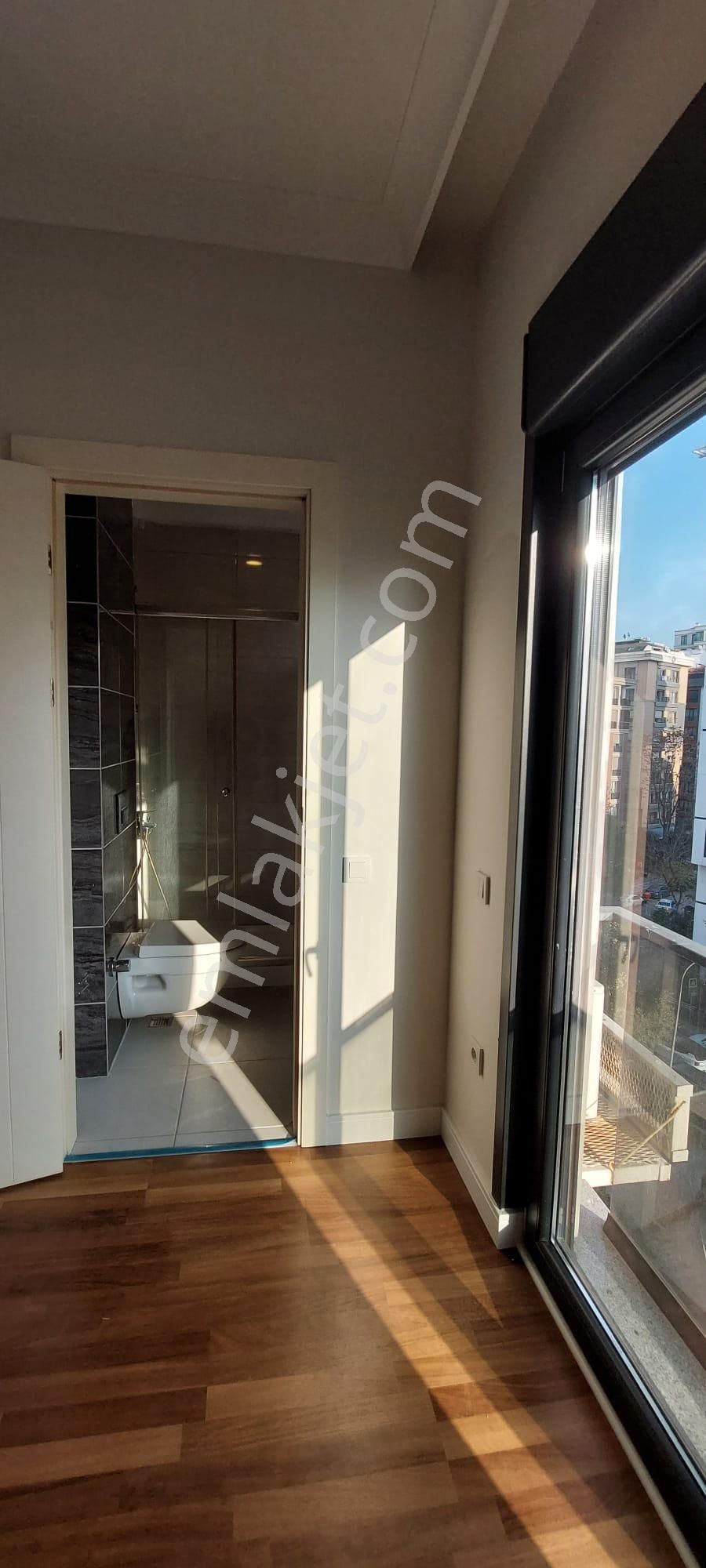 Konut Ve Ticari'den Suadiye'de Bağdat Caddesine Çok Yakın Satılık 3+1 Daire - Görsel 16