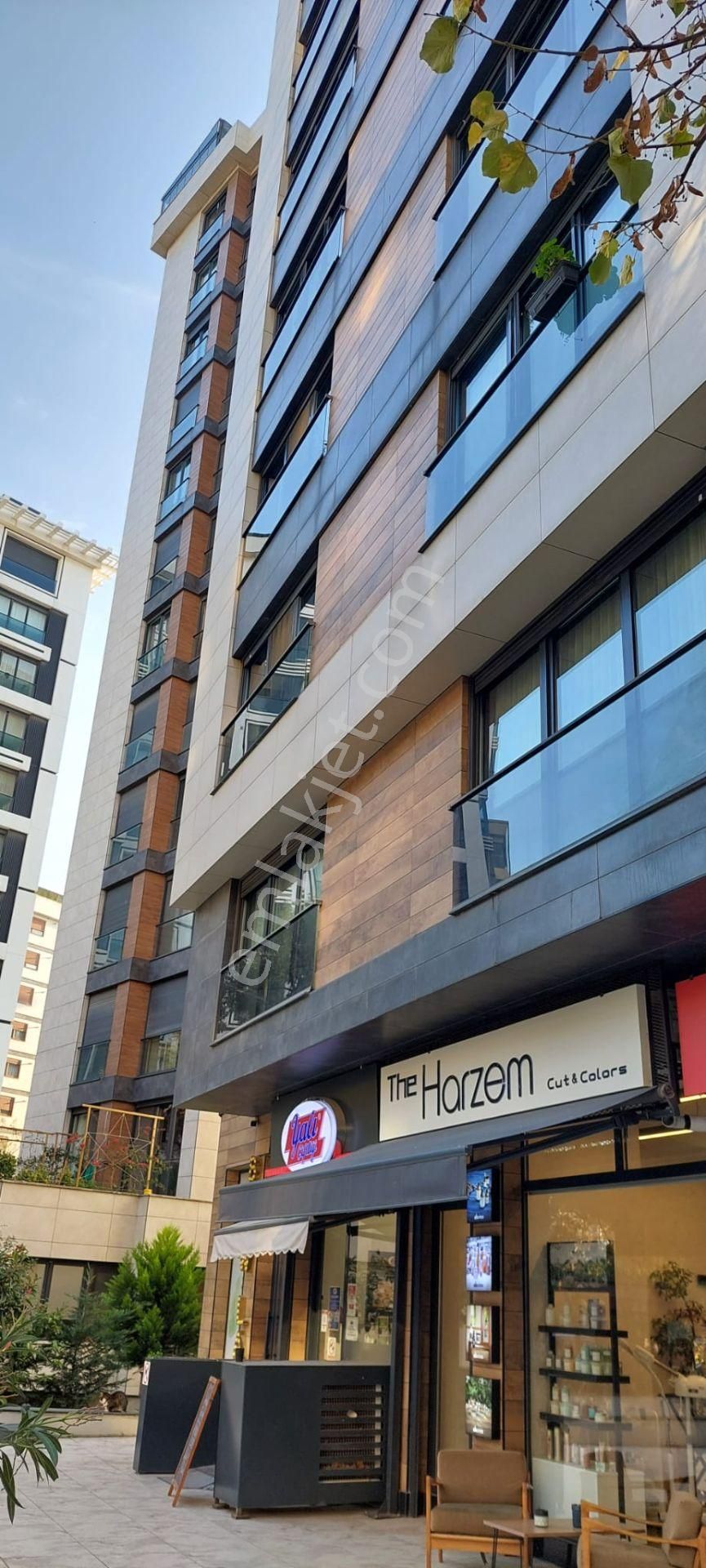 Konut Ve Ticari'den Suadiye'de Bağdat Caddesine Çok Yakın Satılık 3+1 Daire - Görsel 3