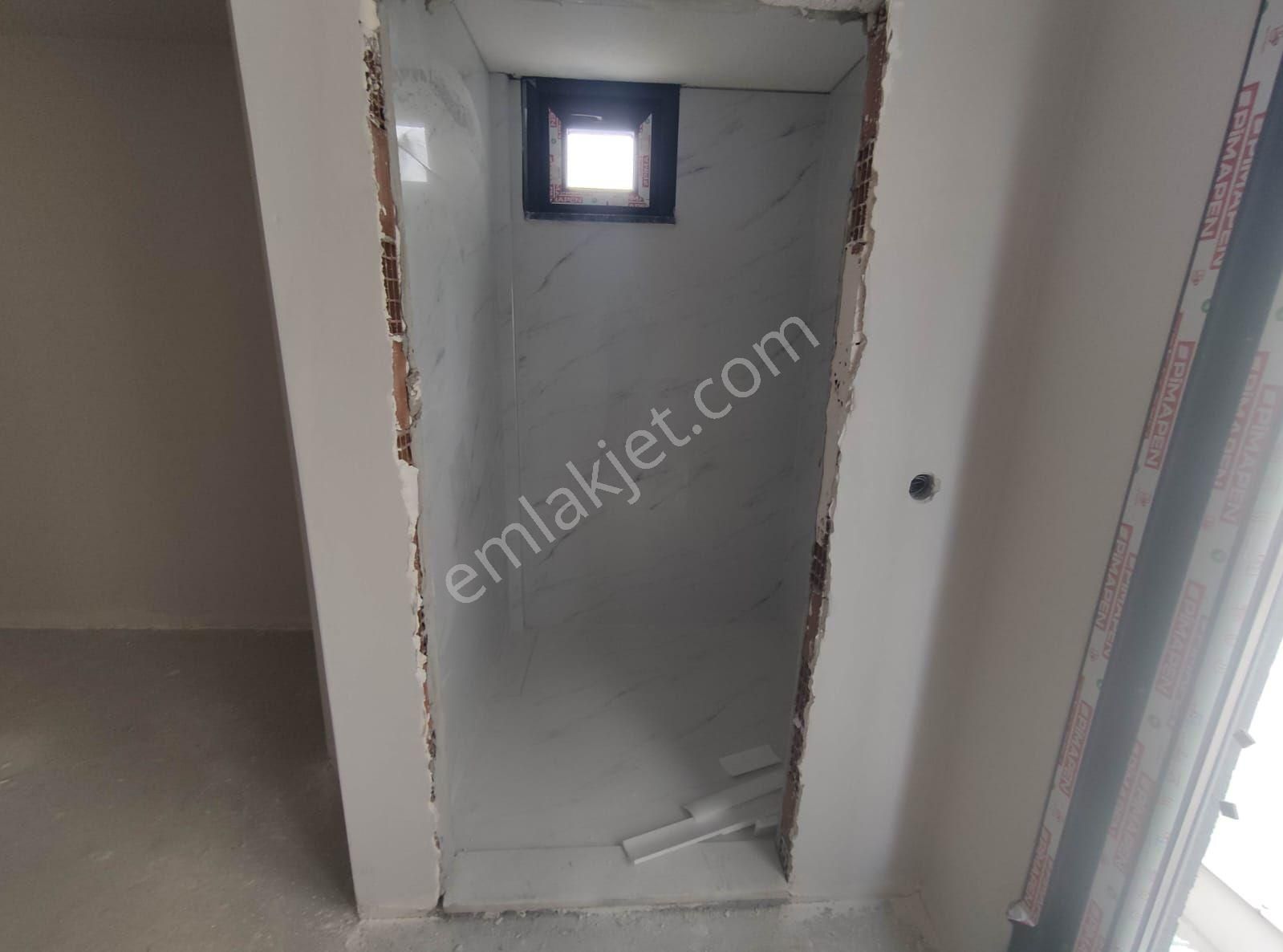 Para'dan Sultanbeyli'de Ebeveyn Banyolu 4+1 Satılık Daire - Görsel 14