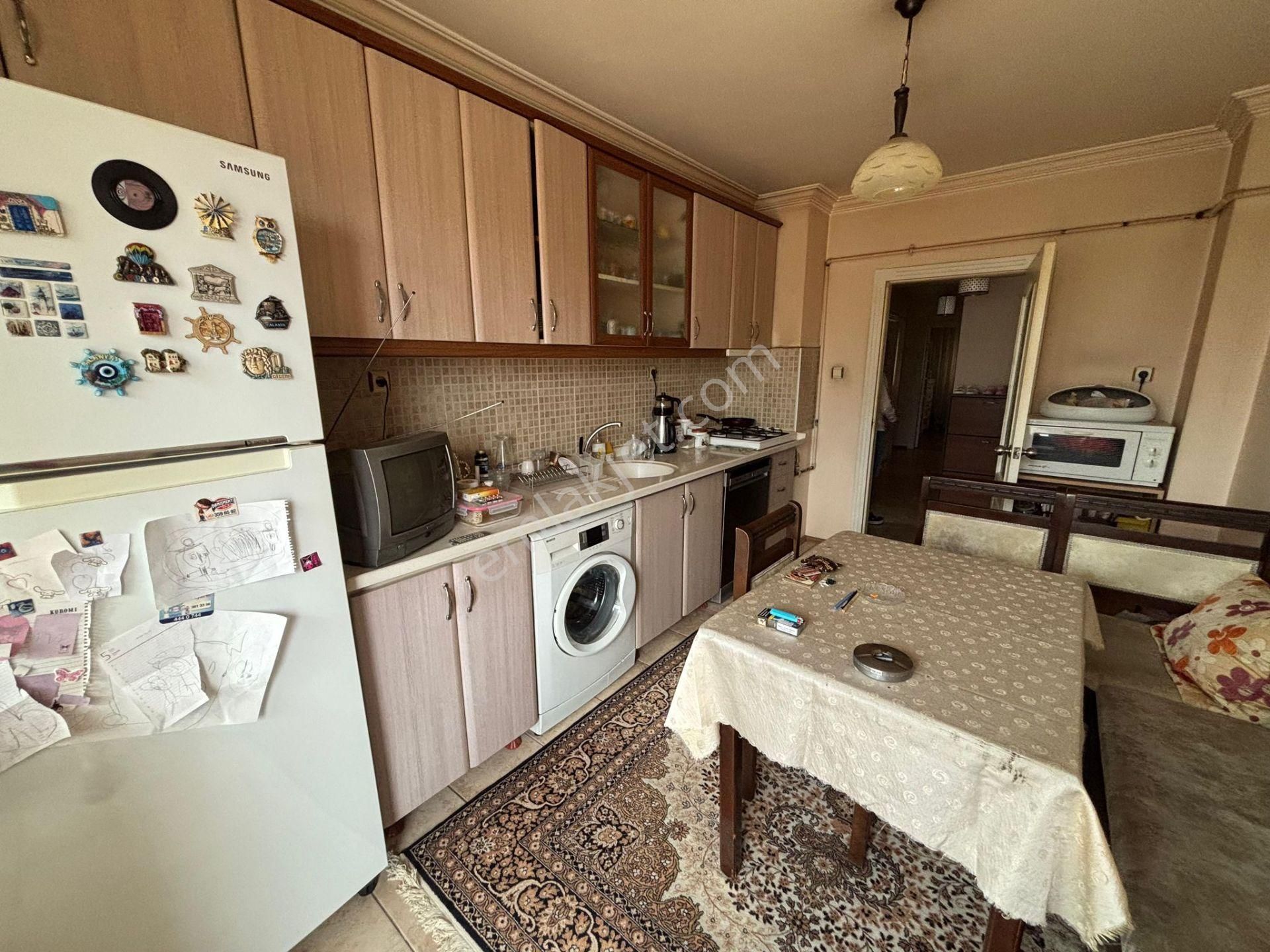 Tepebaşı Mahallesinde Asansörlü Ön Cephe 3+1 Daire - Görsel 12