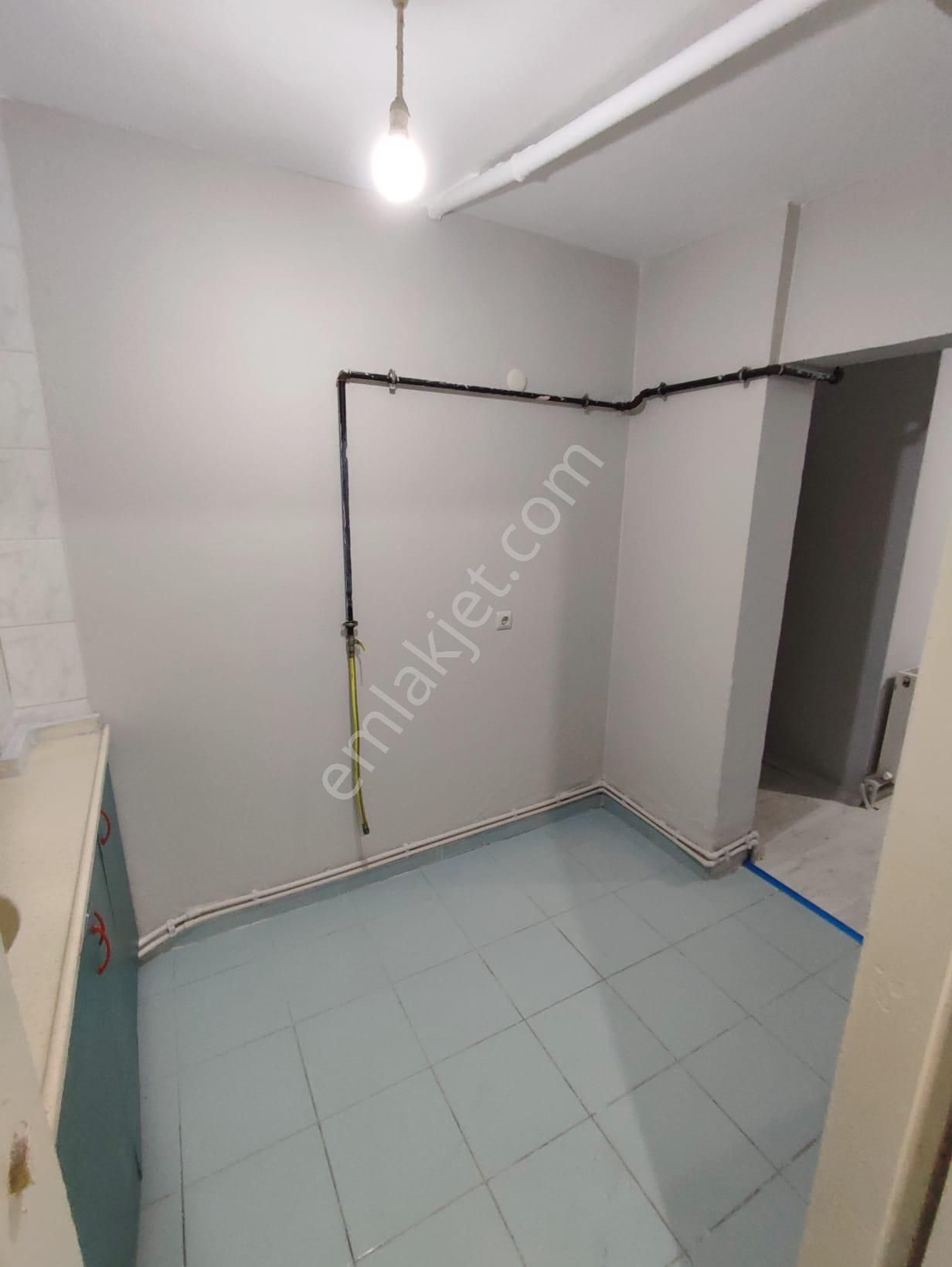 Bayraklı 75. Yıl Mh Site İçi 1+1 Kiralık Daire - Görsel 11