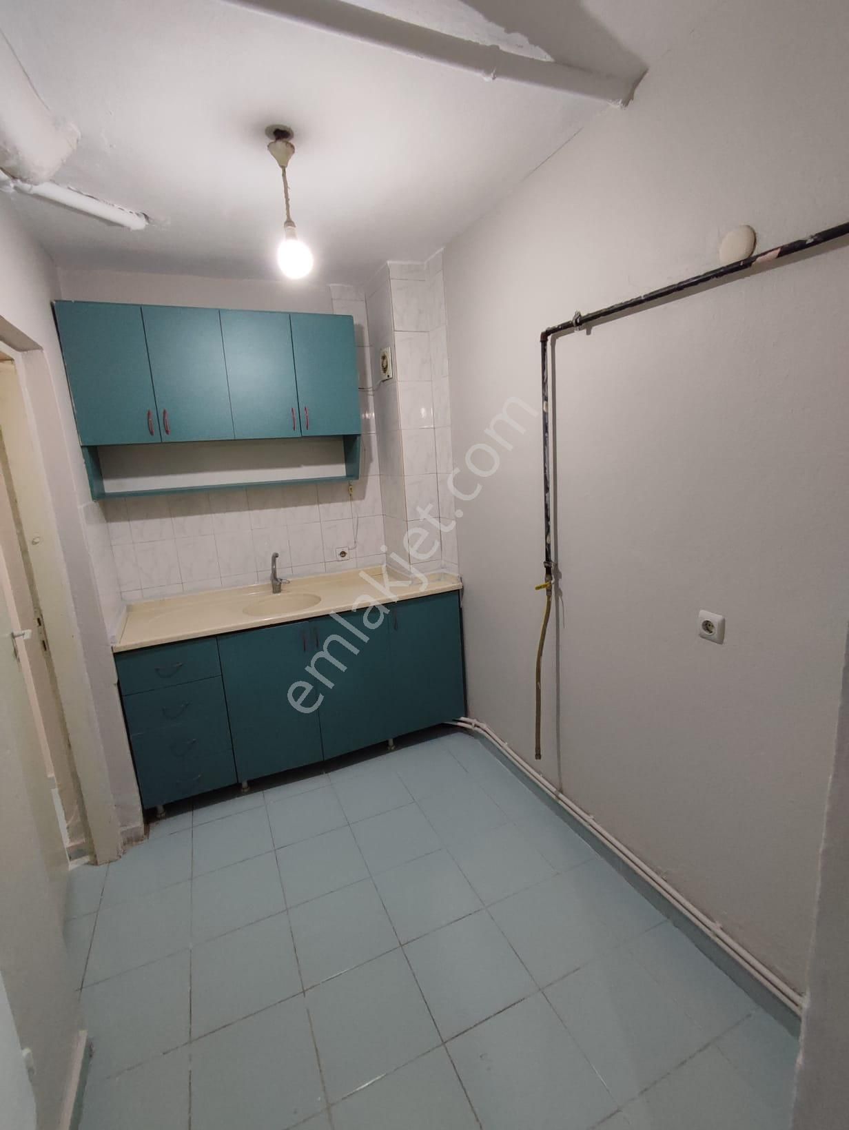 Bayraklı 75. Yıl Mh Site İçi 1+1 Kiralık Daire - Görsel 8