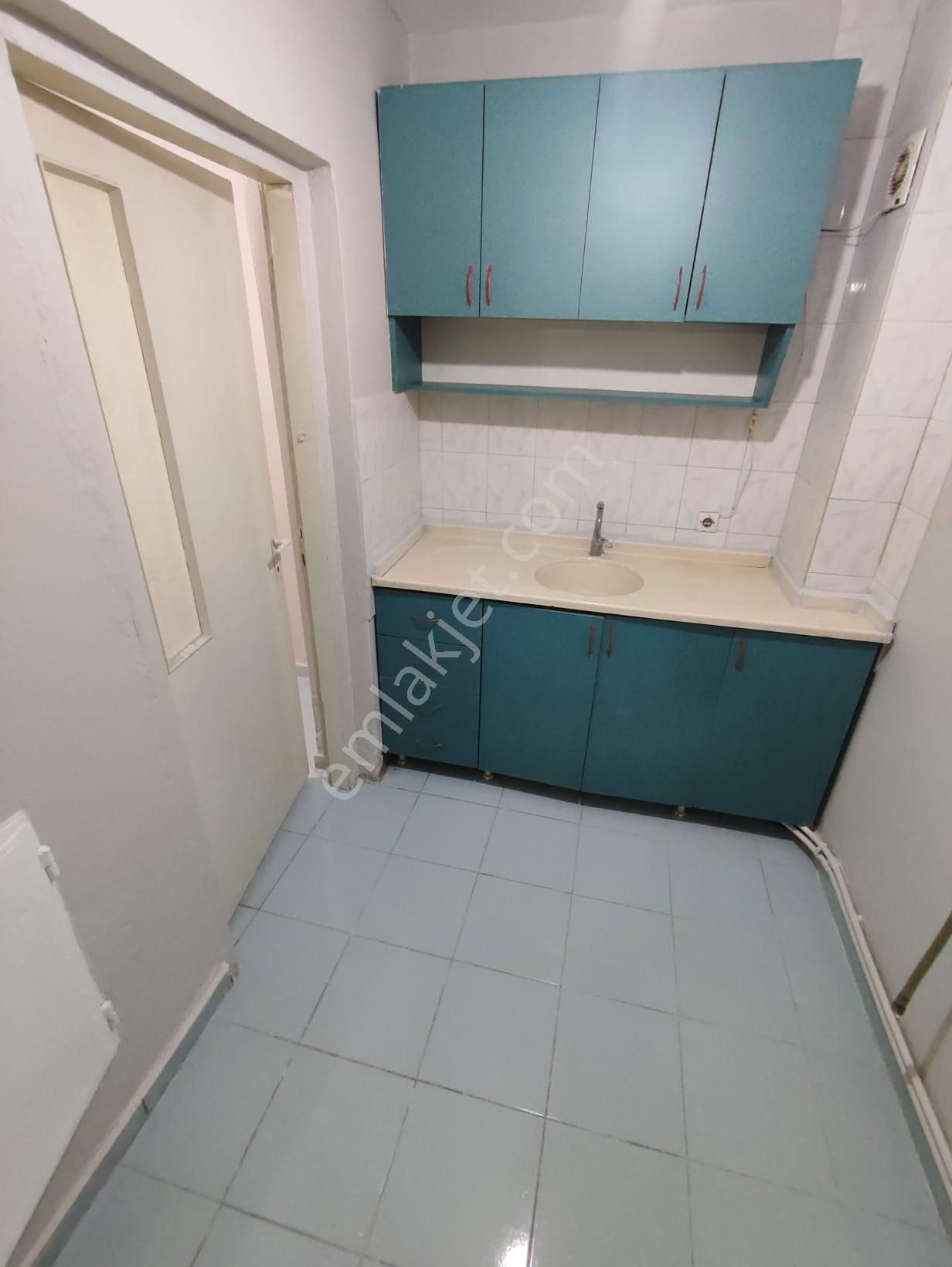 Bayraklı 75. Yıl Mh Site İçi 1+1 Kiralık Daire - Görsel 10