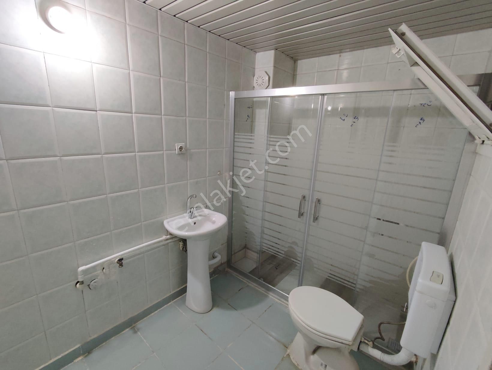 Bayraklı 75. Yıl Mh Site İçi 1+1 Kiralık Daire - Görsel 12