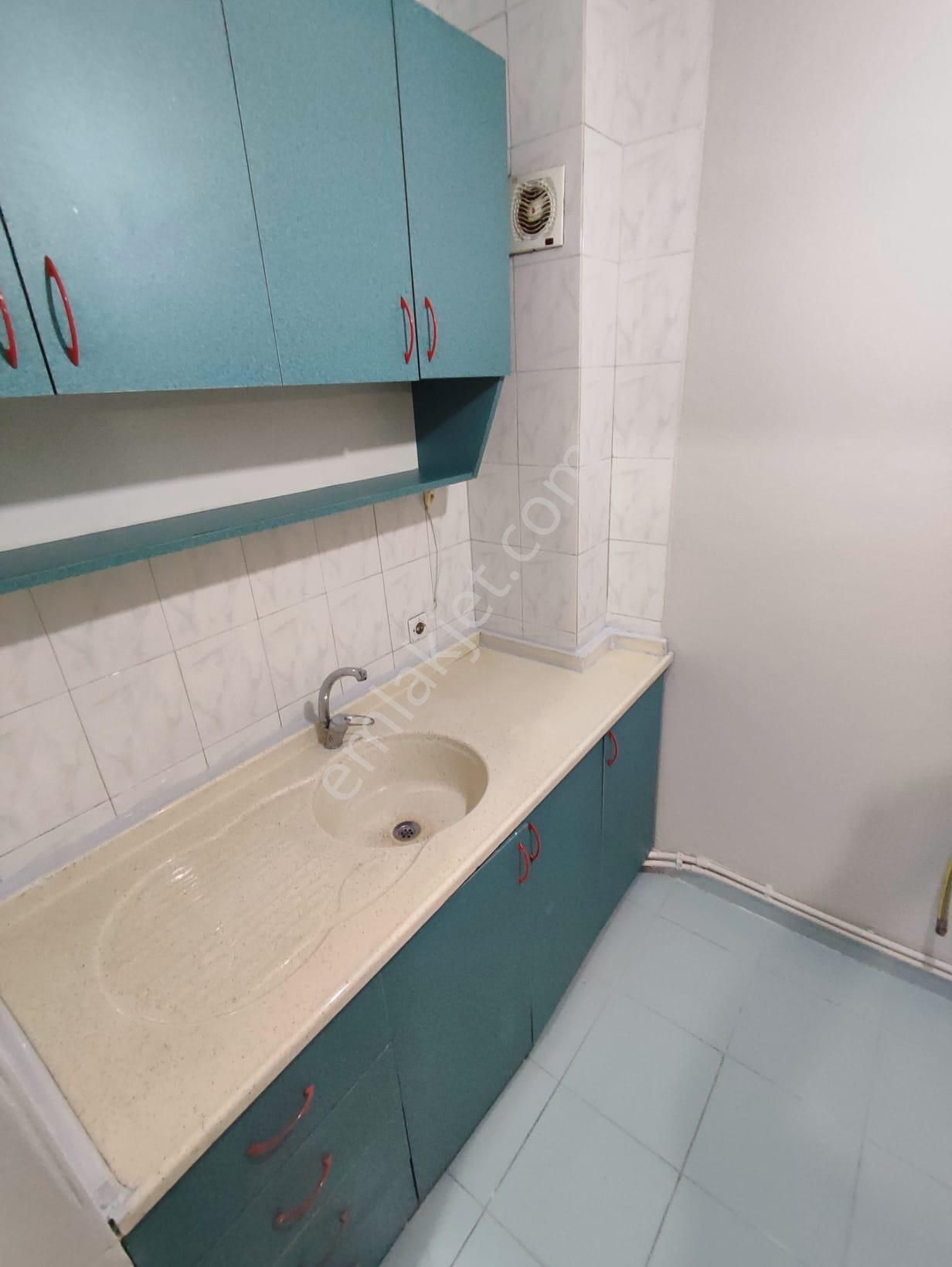 Bayraklı 75. Yıl Mh Site İçi 1+1 Kiralık Daire - Görsel 4