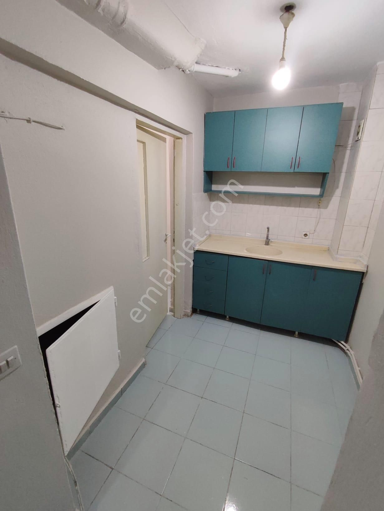 Bayraklı 75. Yıl Mh Site İçi 1+1 Kiralık Daire - Görsel 6