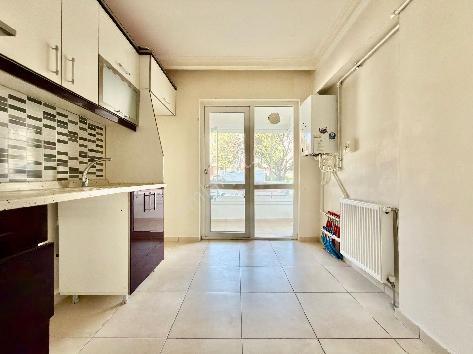 Kalecik Emlak'tan Merkez Mh'de Park Manzaralı Asansörlü 3+1