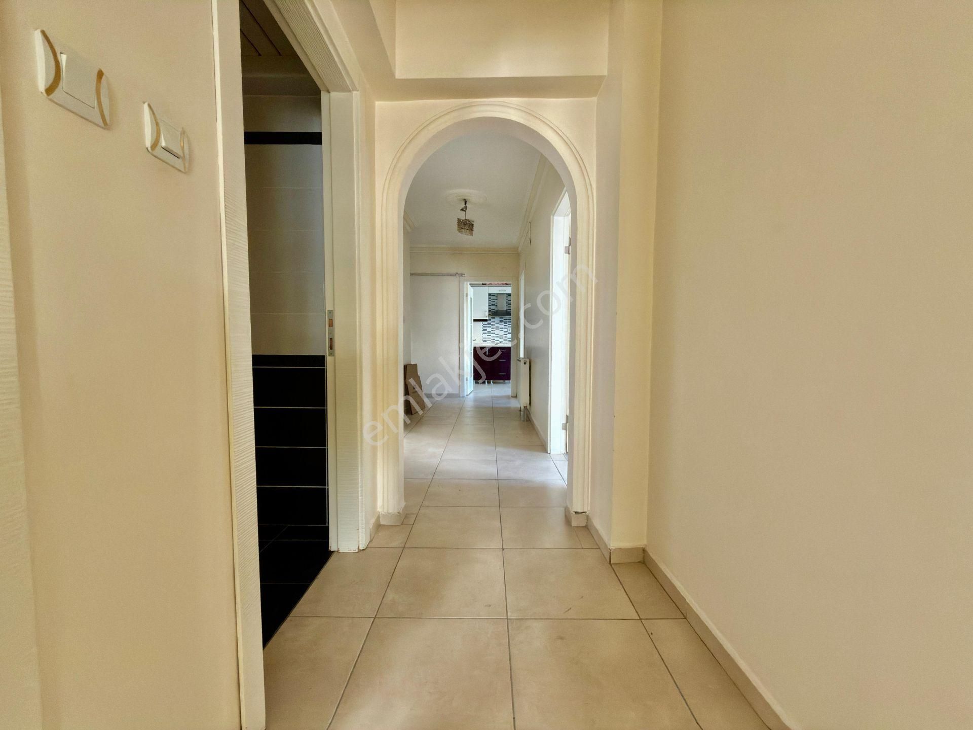 Kalecik Emlak'tan Merkez Mh'de Park Manzaralı Asansörlü 3+1 - Görsel 18