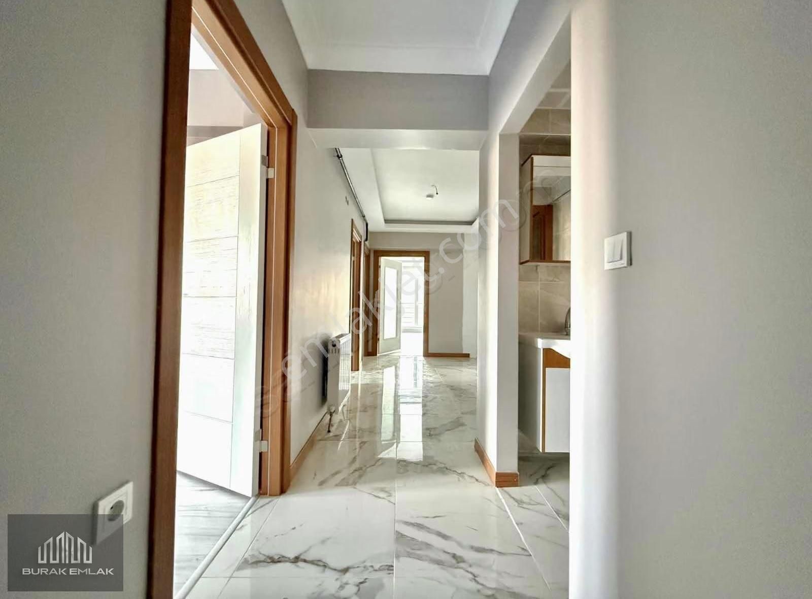 Burak'tan Hastane Yak. Asansörlü, Yeni Binada, Ara Kat 3+1 Güney - Görsel 4