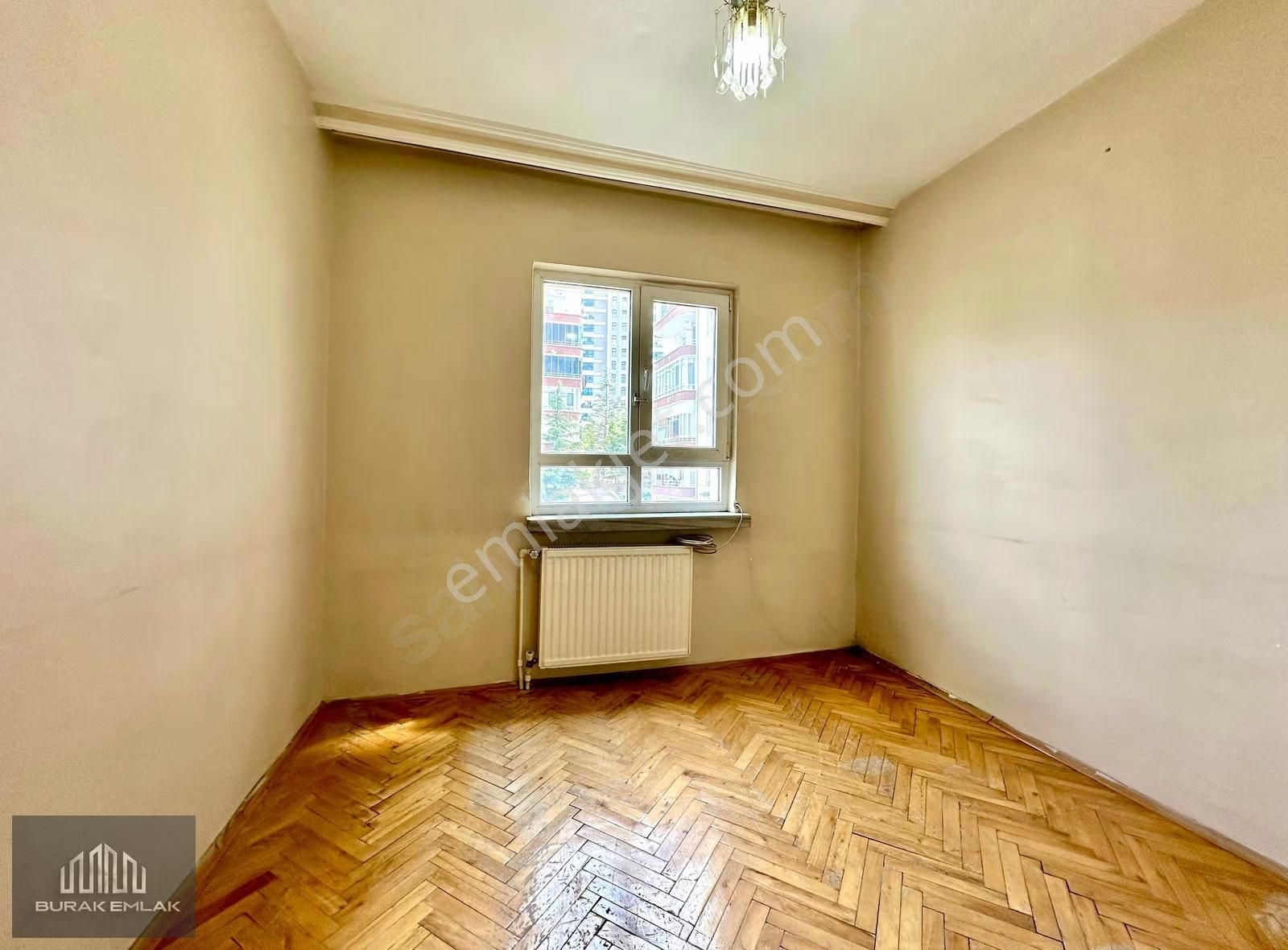 Burak'tan Site İçi, Asansörlü E.banyolu, 135m2 Ara Kat 3+1 Güney - Görsel 16