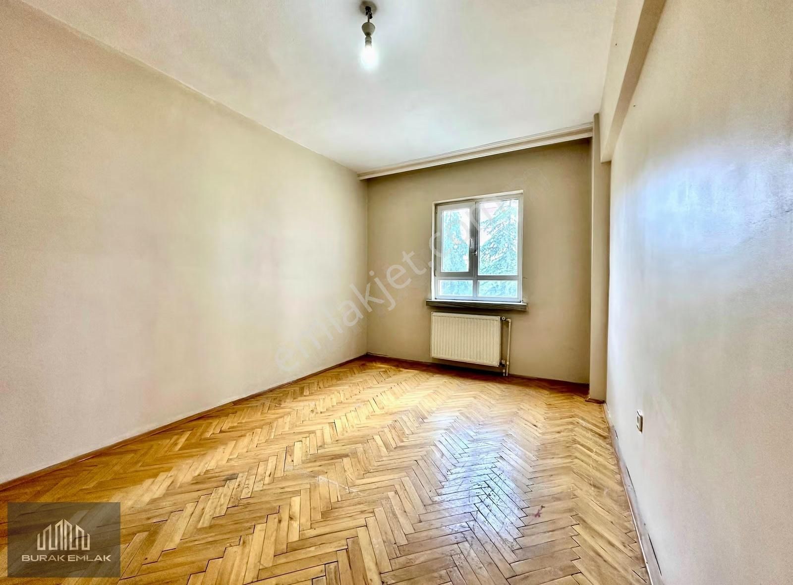 Burak'tan Site İçi, Asansörlü E.banyolu, 135m2 Ara Kat 3+1 Güney - Görsel 20