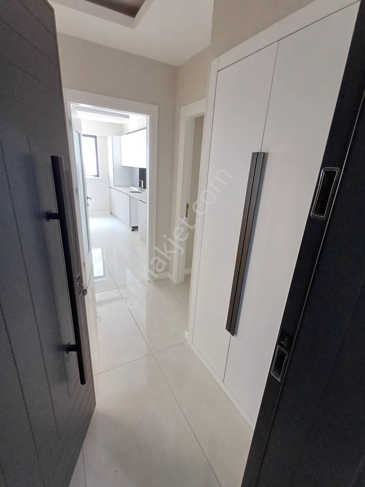 Emrah Çiftci'den Selçuklu Kosova Mah.istanbul Park Sit.satılık 2+1 Ultra Lüks Daire - Görsel 12