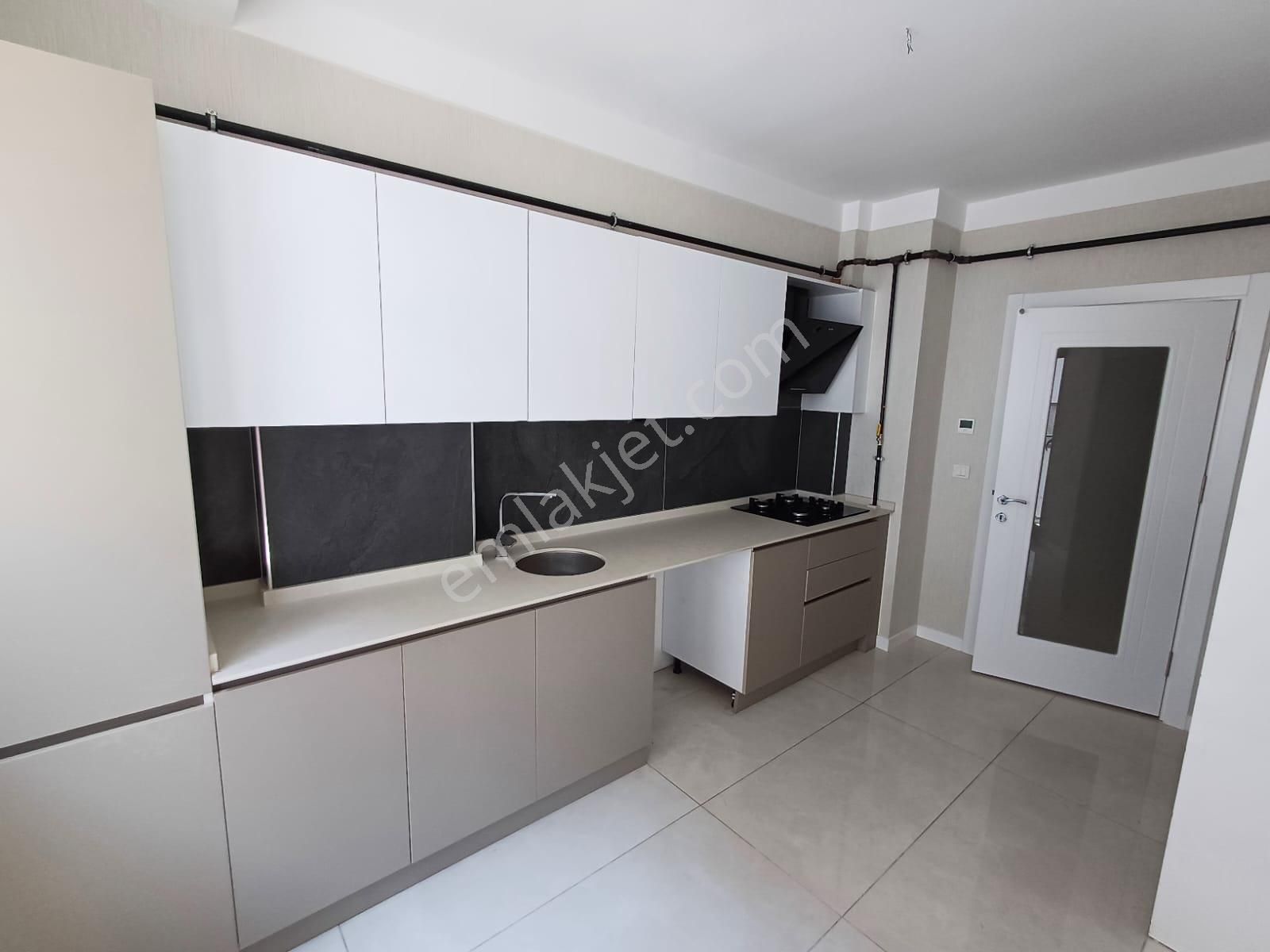 Emrah Çiftci'den Selçuklu Kosova Mah.istanbul Park Sit.satılık 2+1 Ultra Lüks Daire - Görsel 7