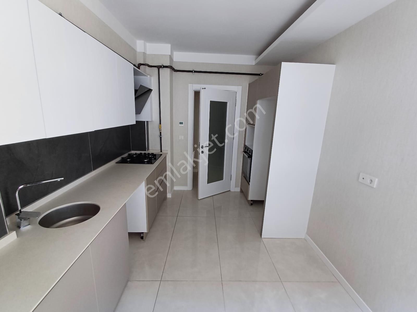 Emrah Çiftci'den Selçuklu Kosova Mah.istanbul Park Sit.satılık 2+1 Ultra Lüks Daire - Görsel 13