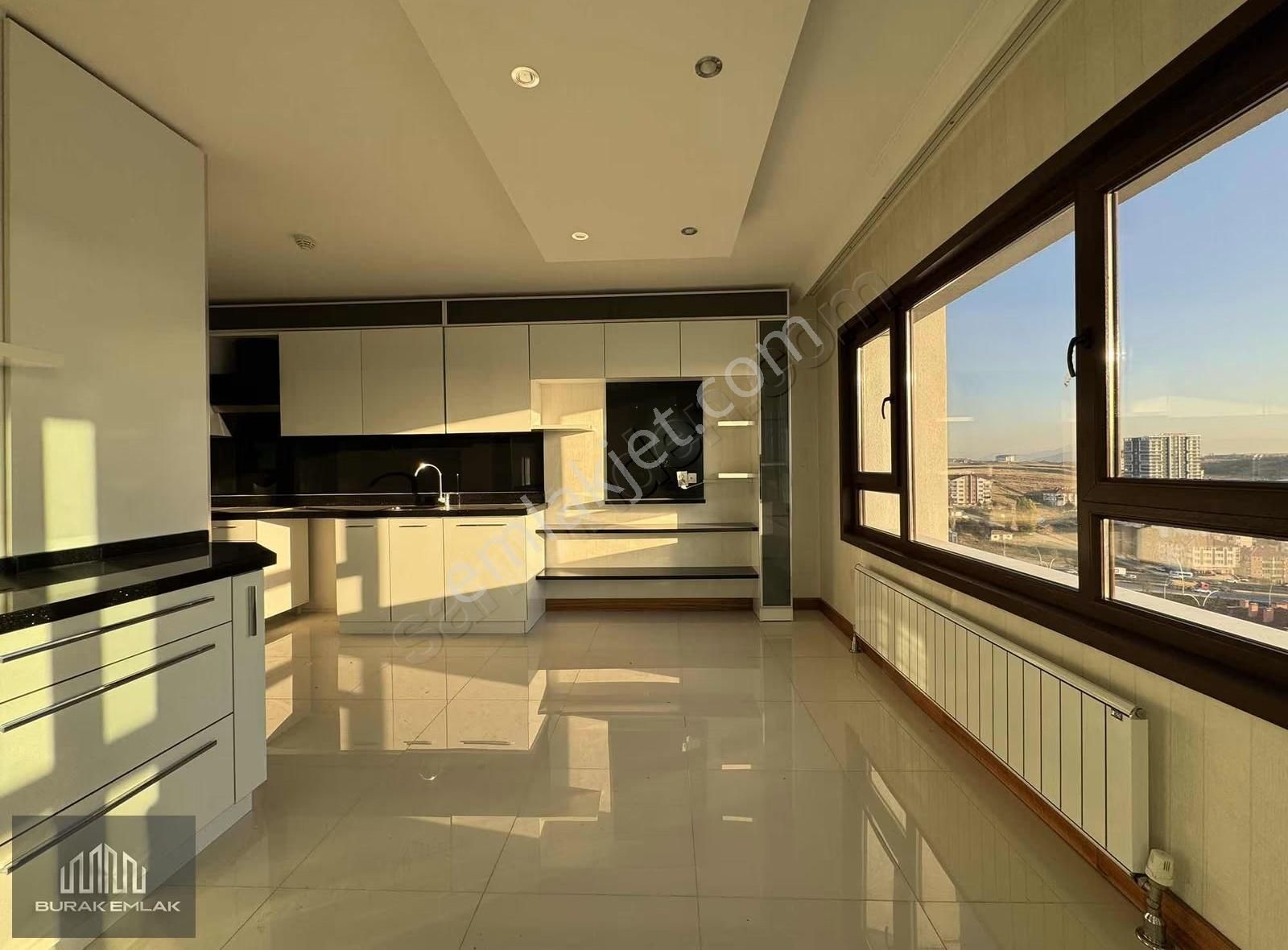 Burak'tan 2 Bloklu 7/24 Güvenlikli, 188m2 13.kat, K.garajlı 4+1