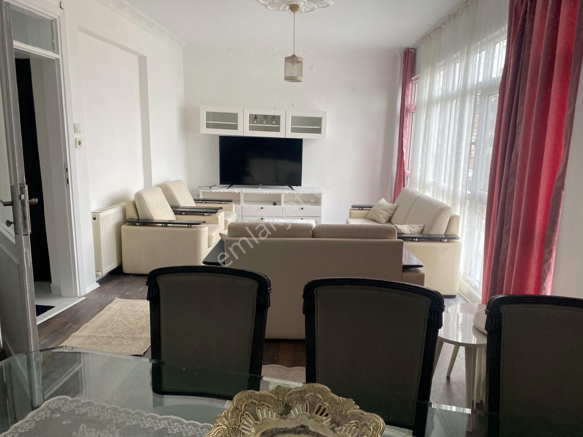 Destan-064-k.m.paşa-samatya-iyi-mevkide-2-oda-1-salon-90m2-full-eşya-orta-2.kat-kombi-yeni-boya - Görsel 18