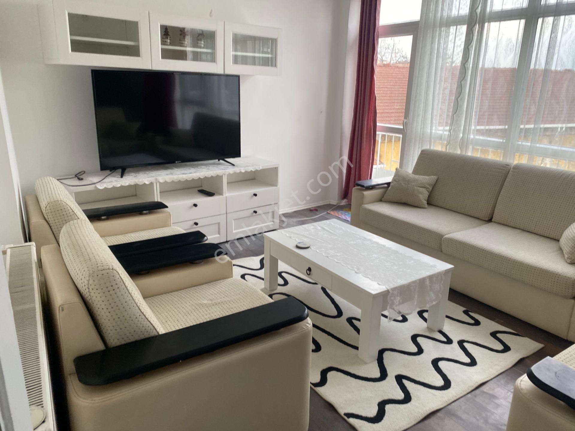 Destan-064-k.m.paşa-samatya-iyi-mevkide-2-oda-1-salon-90m2-full-eşya-orta-2.kat-kombi-yeni-boya - Görsel 16