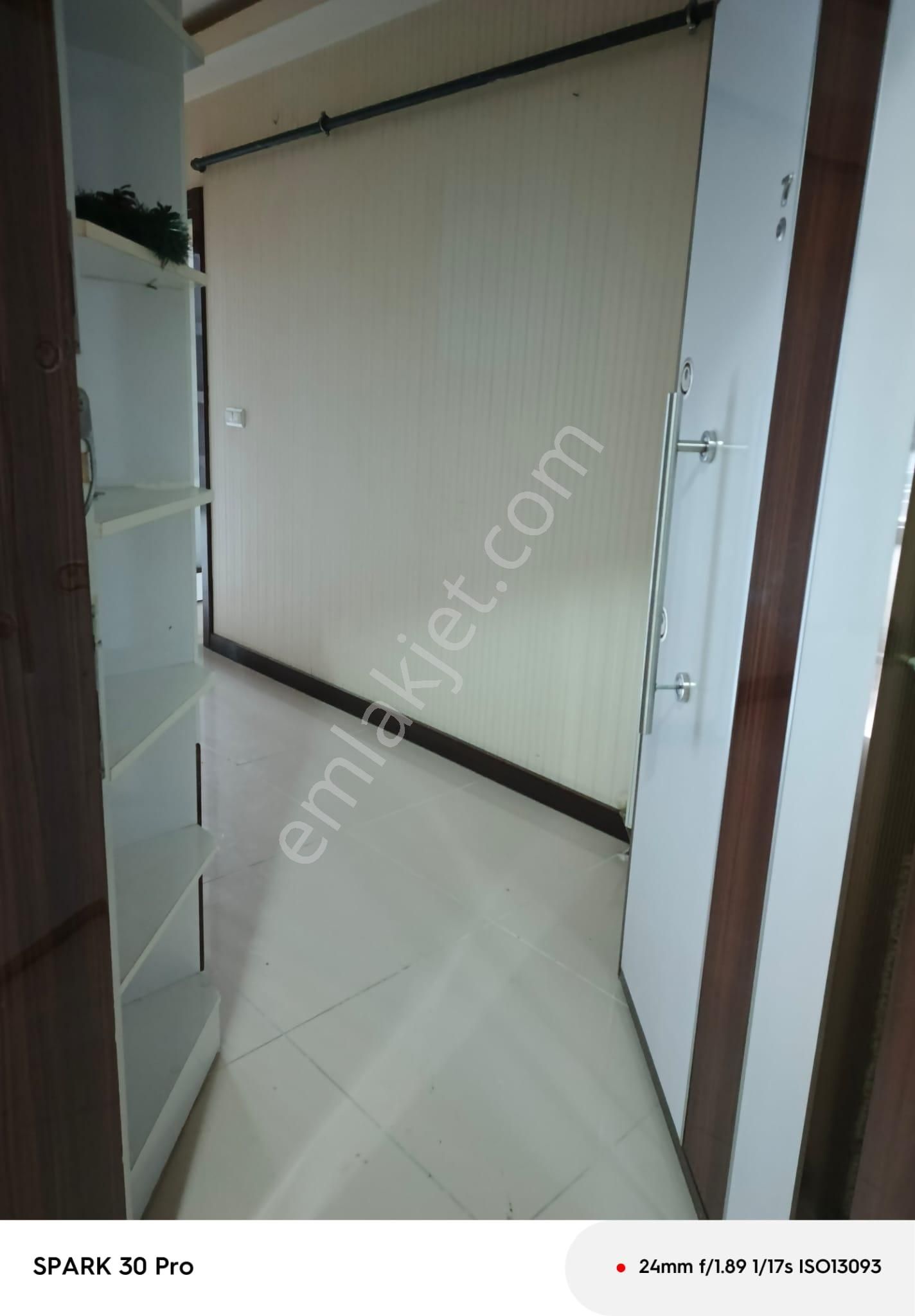 Miray Gayrimenkulden Alsancakta Ara Katta 3+1 Full Yapılı Kiralık Daire - Görsel 12