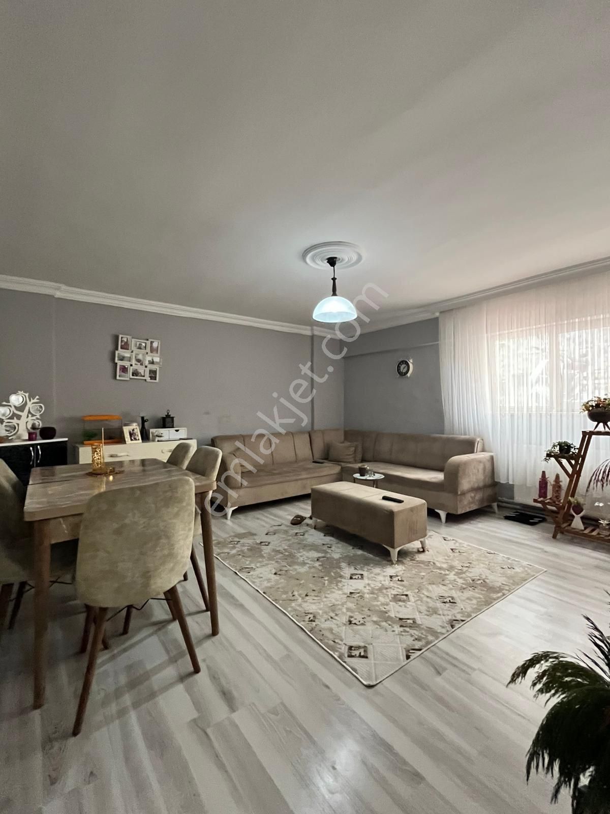 Furkan Emlaktan Yenidoğan Mah 2+1 100m2 Doğalgazlı Krediye Uygun Giriş Kat Fırsat Daire - Görsel 3