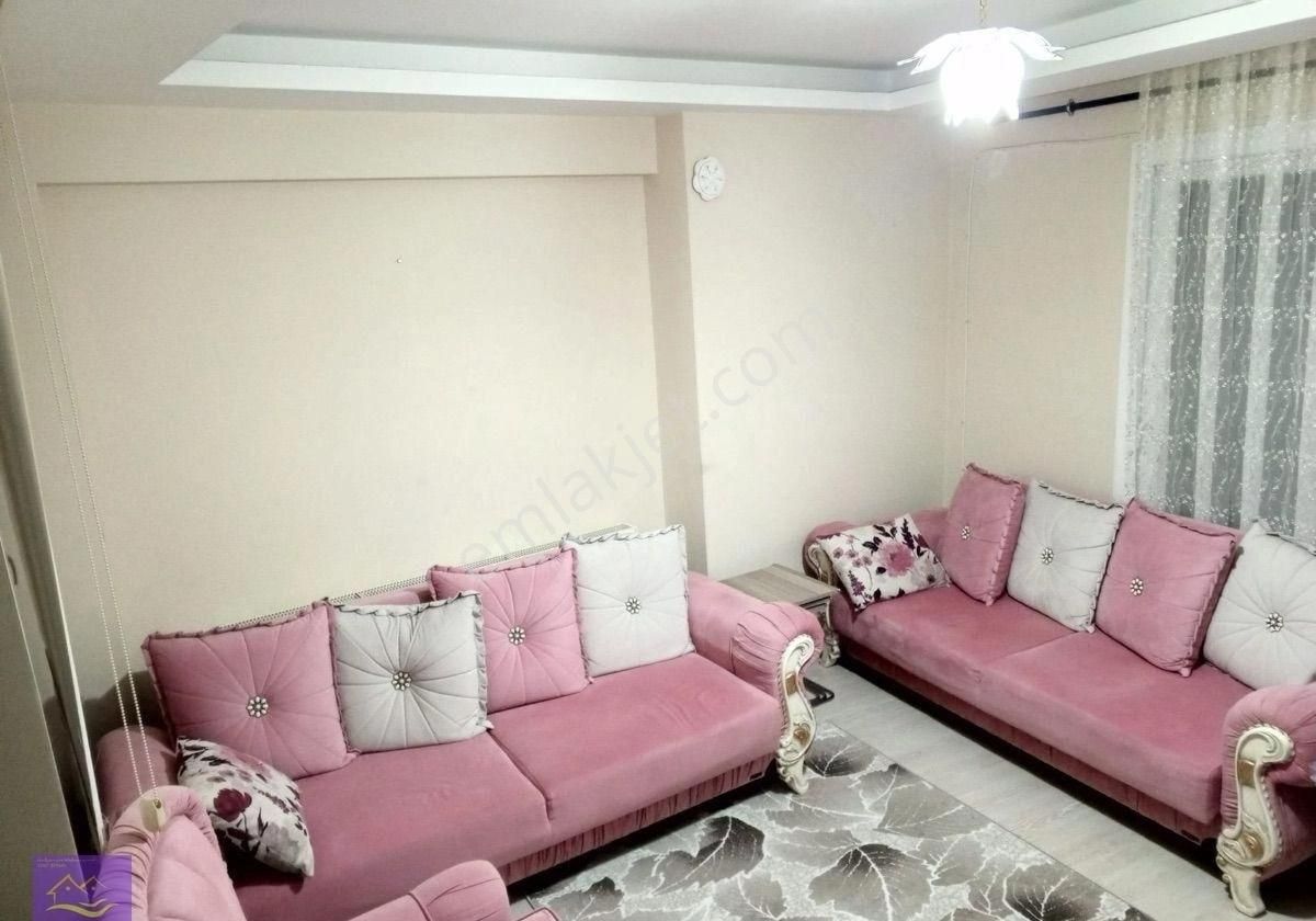 Izmıir Bozyakada Satılık 2+1 Daire ( Hesaplı)