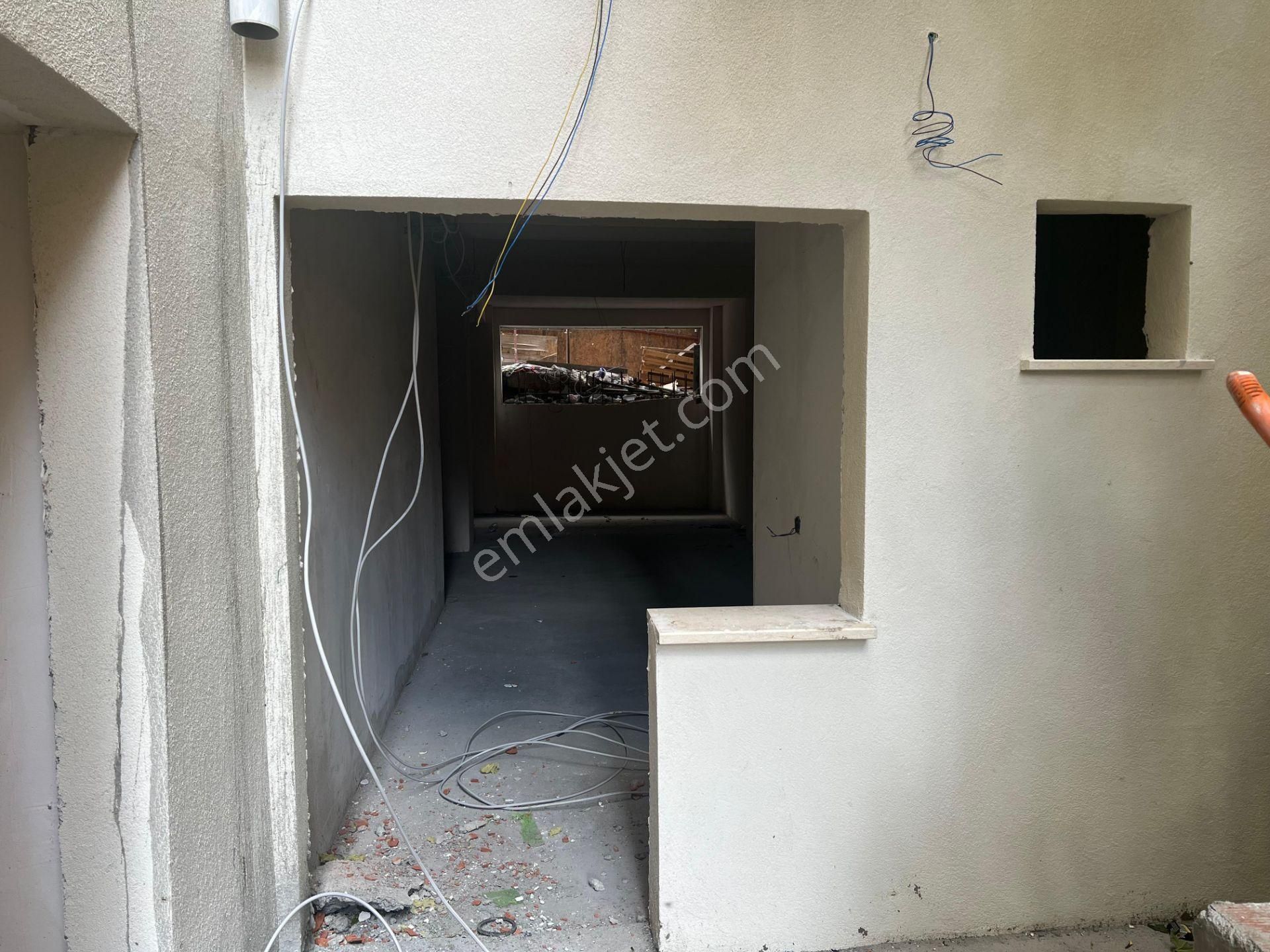 Millet Caddesi Köşe Başı Sıfır Yapılmış Binada Dükkan - Görsel 4