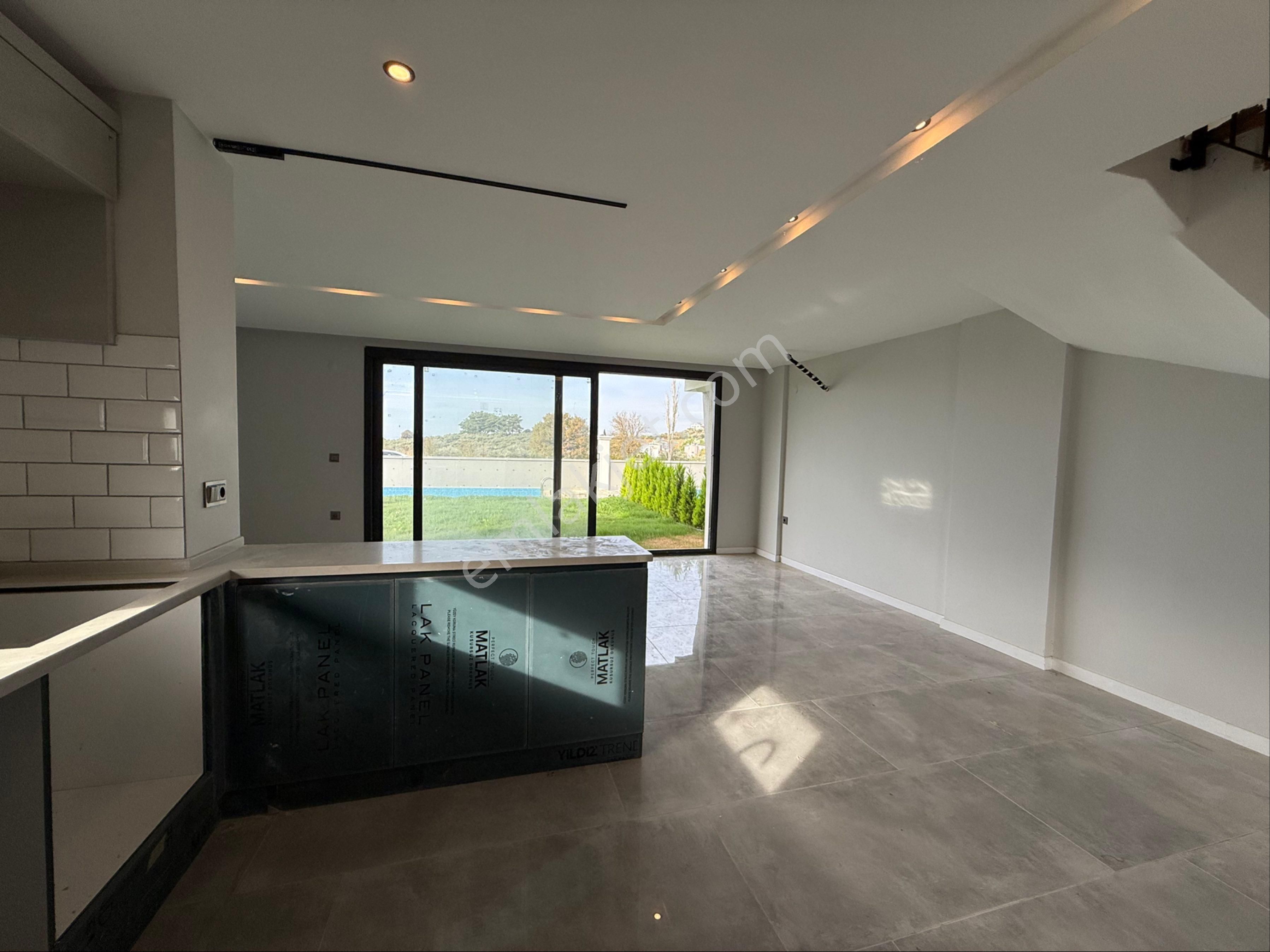 Kuşadası Davutlar’da Satılık Dubleks Villa - Görsel 11