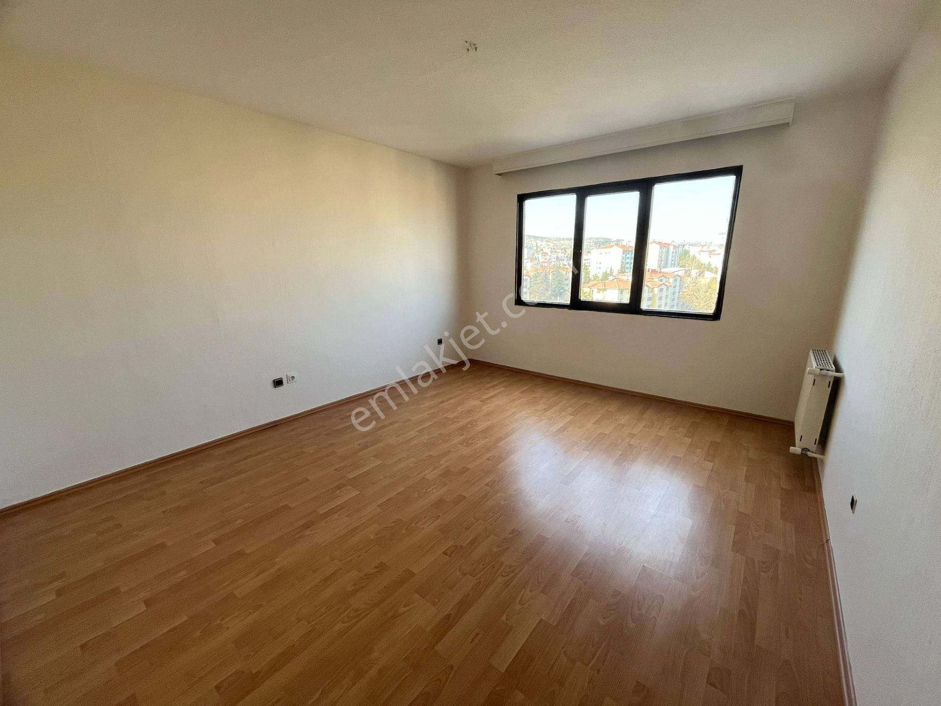 Turyap Tan Kontkent 2 Sitesi 3+1 Çift Banyo + K. Garaj Depolu - Görsel 12