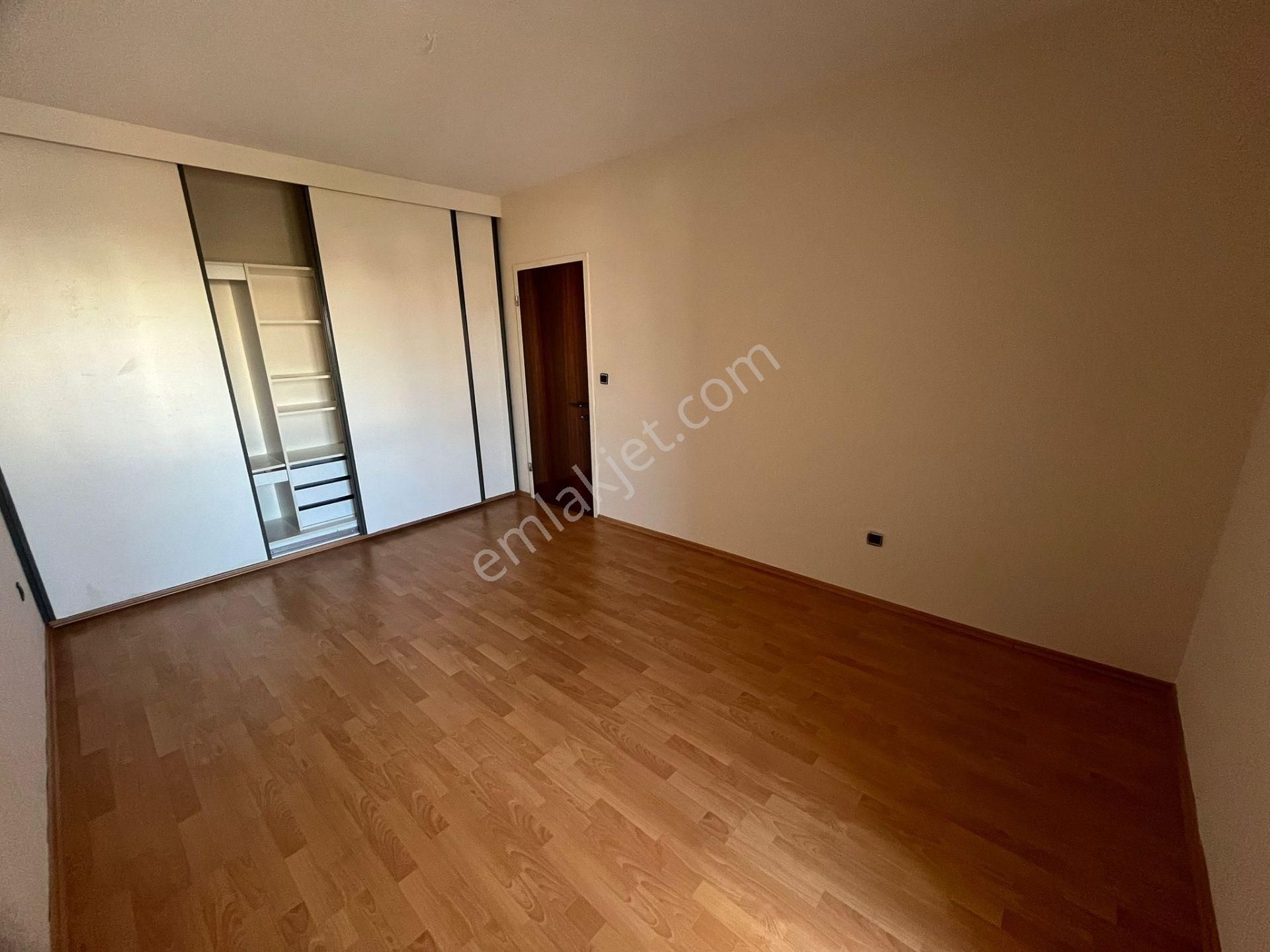 Turyap Tan Kontkent 2 Sitesi 3+1 Çift Banyo + K. Garaj Depolu - Görsel 11