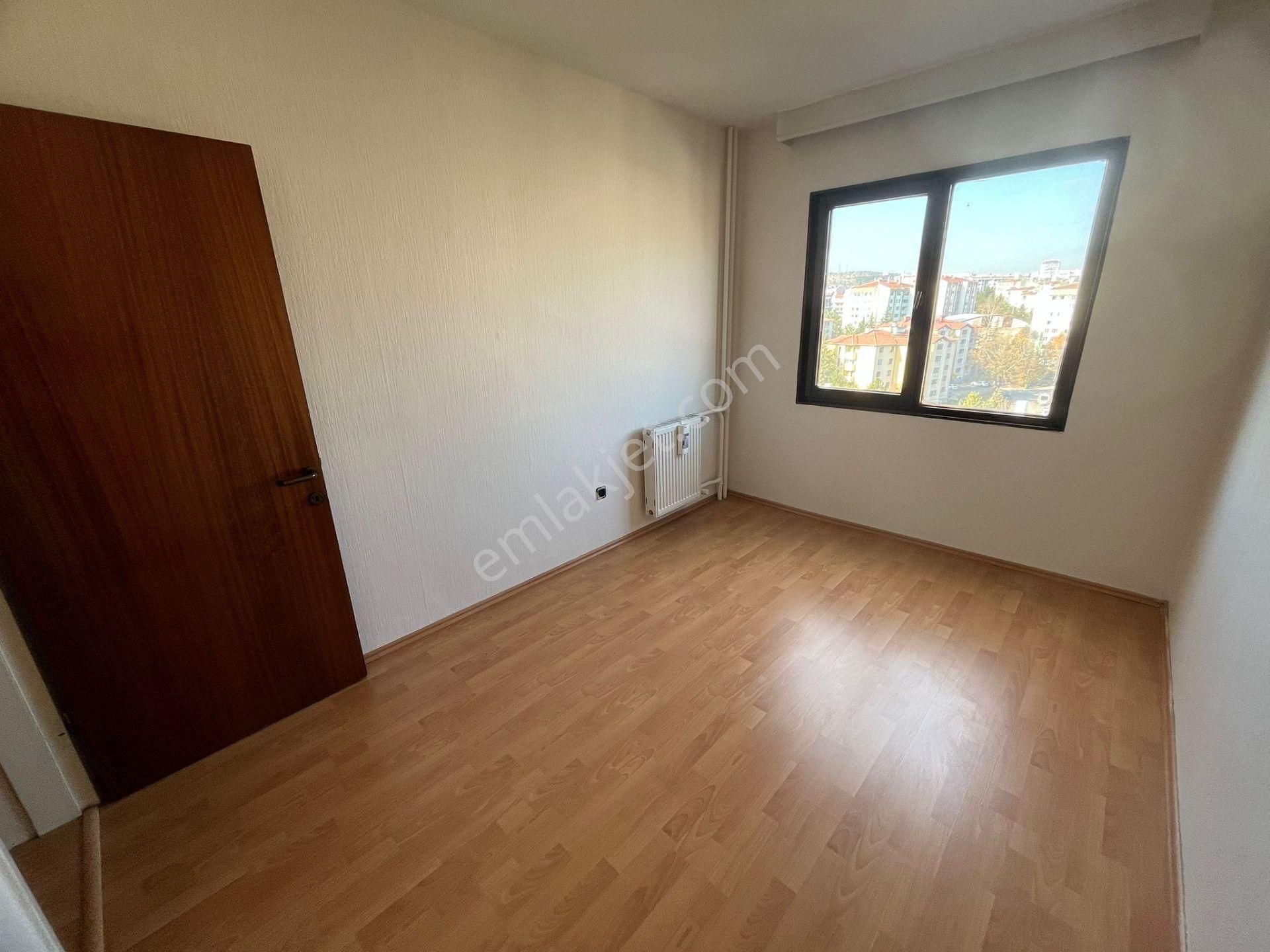 Turyap Tan Kontkent 2 Sitesi 3+1 Çift Banyo + K. Garaj Depolu - Görsel 14