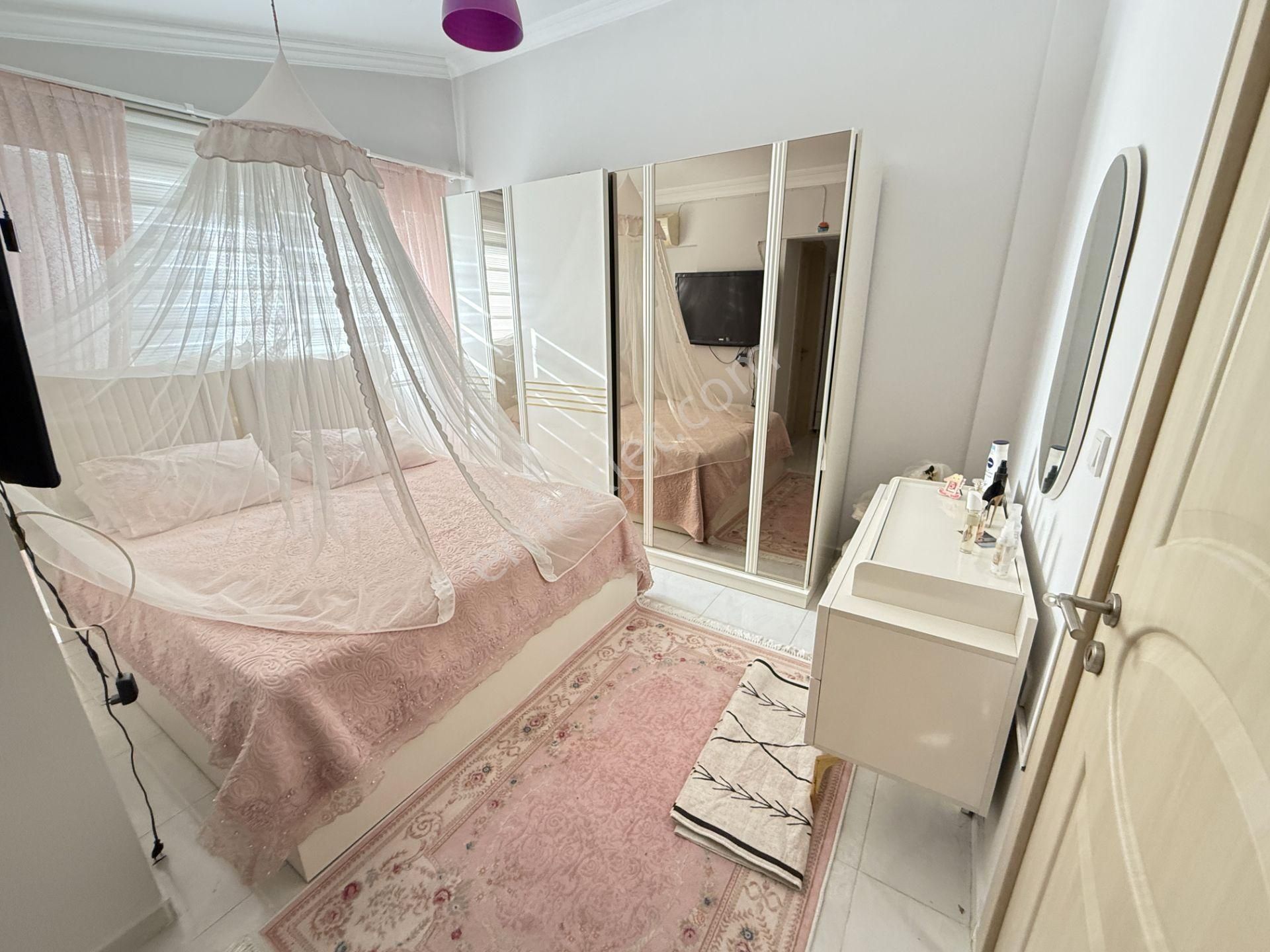 Didim Efeler'de Mini Carrefour Arkası Köşebaşı 3+1 Havuzlu Villa - Görsel 14