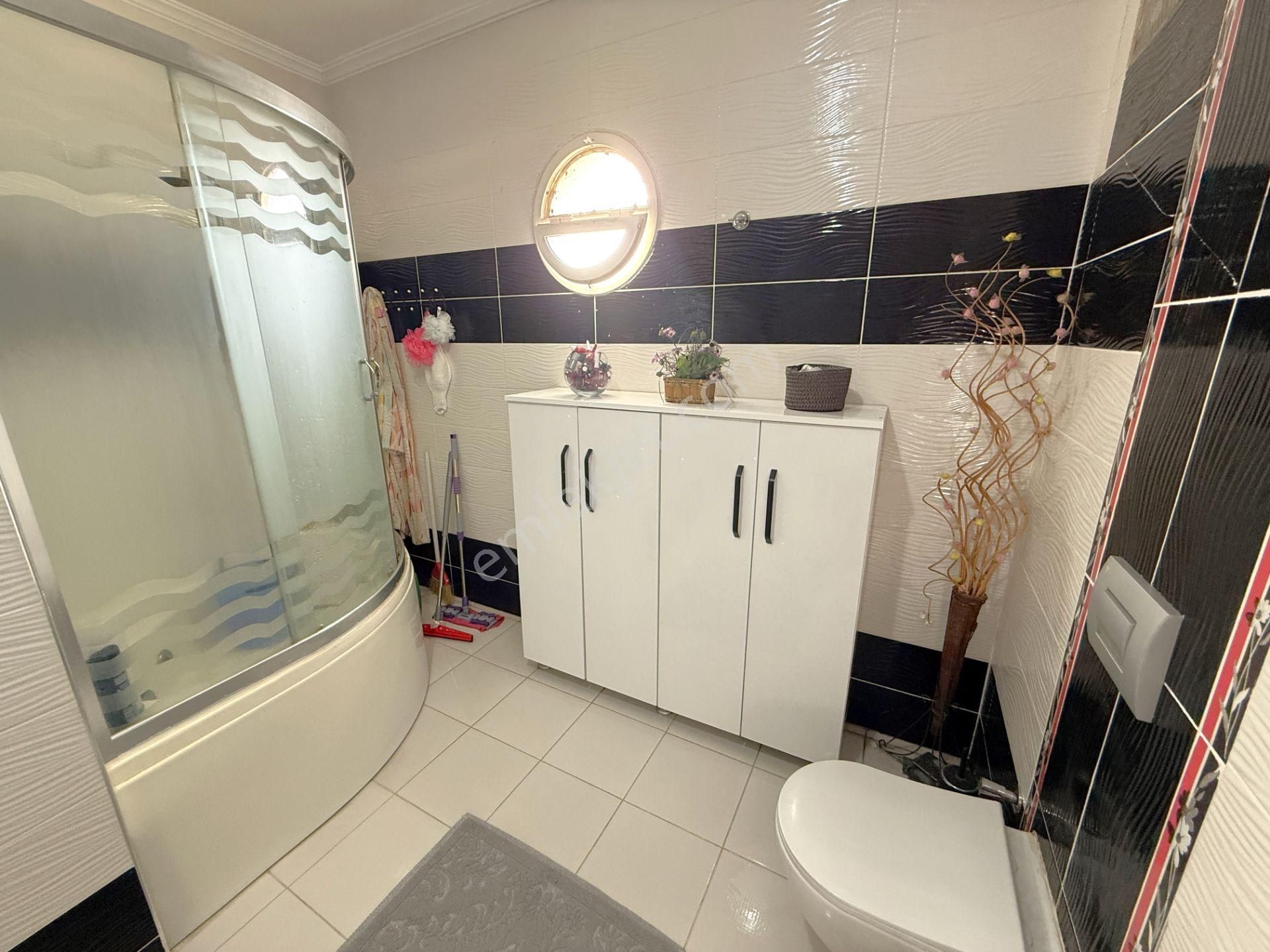 Didim Efeler'de Mini Carrefour Arkası Köşebaşı 3+1 Havuzlu Villa - Görsel 21