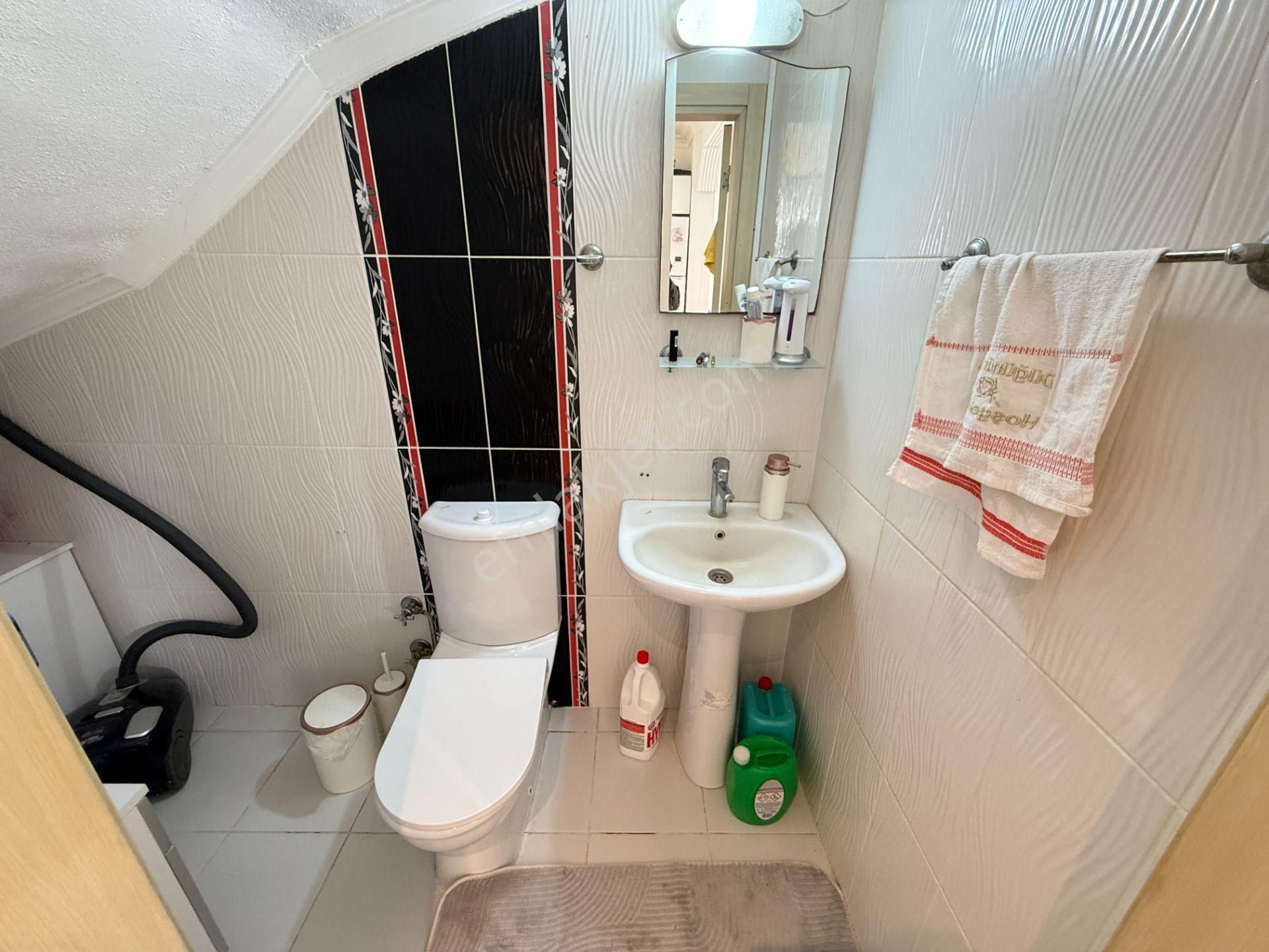 Didim Efeler'de Mini Carrefour Arkası Köşebaşı 3+1 Havuzlu Villa - Görsel 19