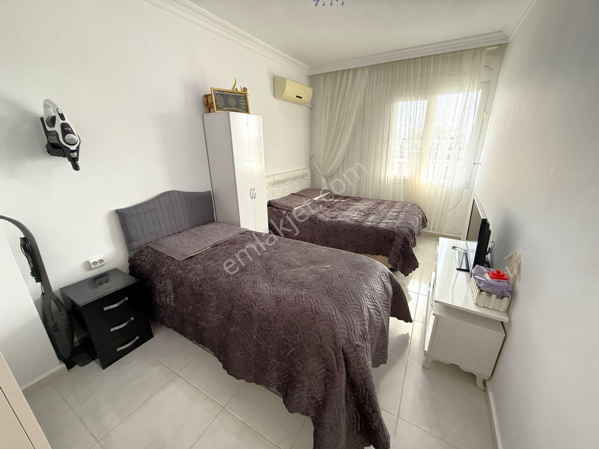 Didim Efeler'de Mini Carrefour Arkası Köşebaşı 3+1 Havuzlu Villa - Görsel 9