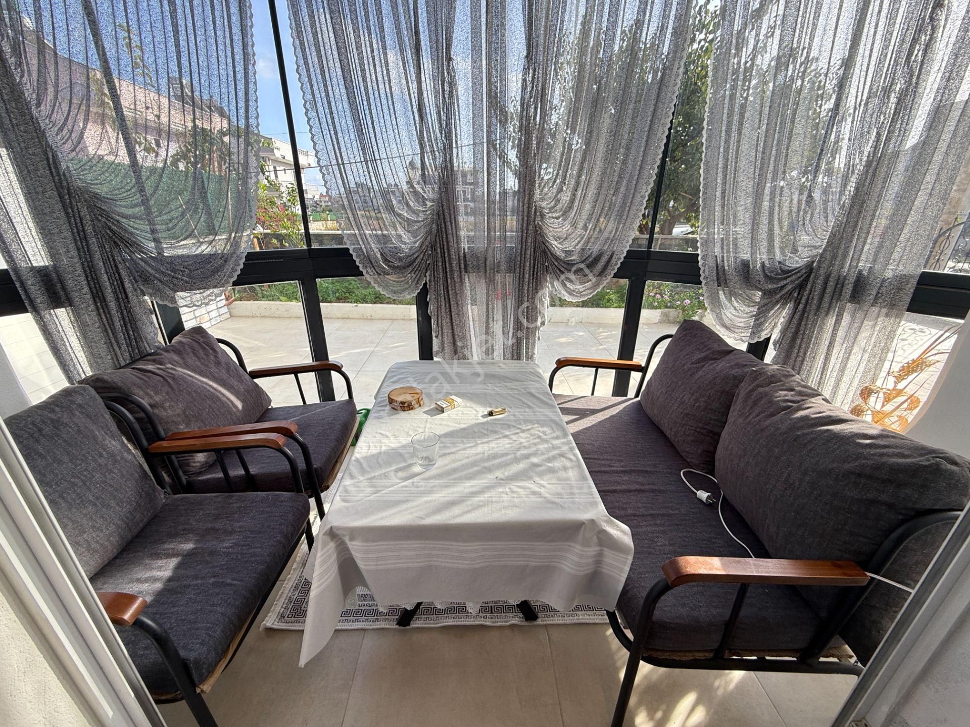 Didim Efeler'de Mini Carrefour Arkası Köşebaşı 3+1 Havuzlu Villa - Görsel 24