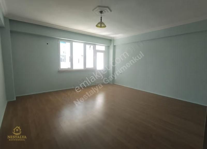 Şehrin Merkezinde Ofis Veya Ev 3+1 140 M2 Satılık Daire - Görsel 20