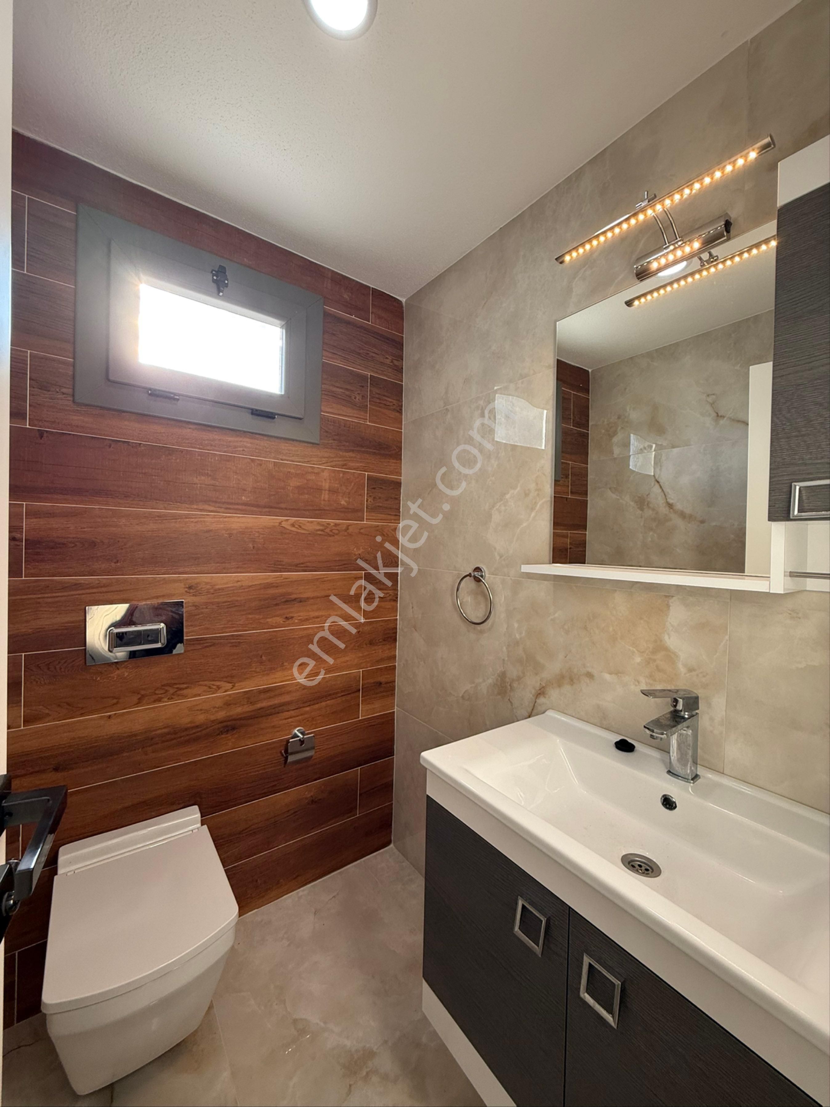 Kuşadası'nda Satılık Tek Müstakil Triplex Villa - Görsel 22