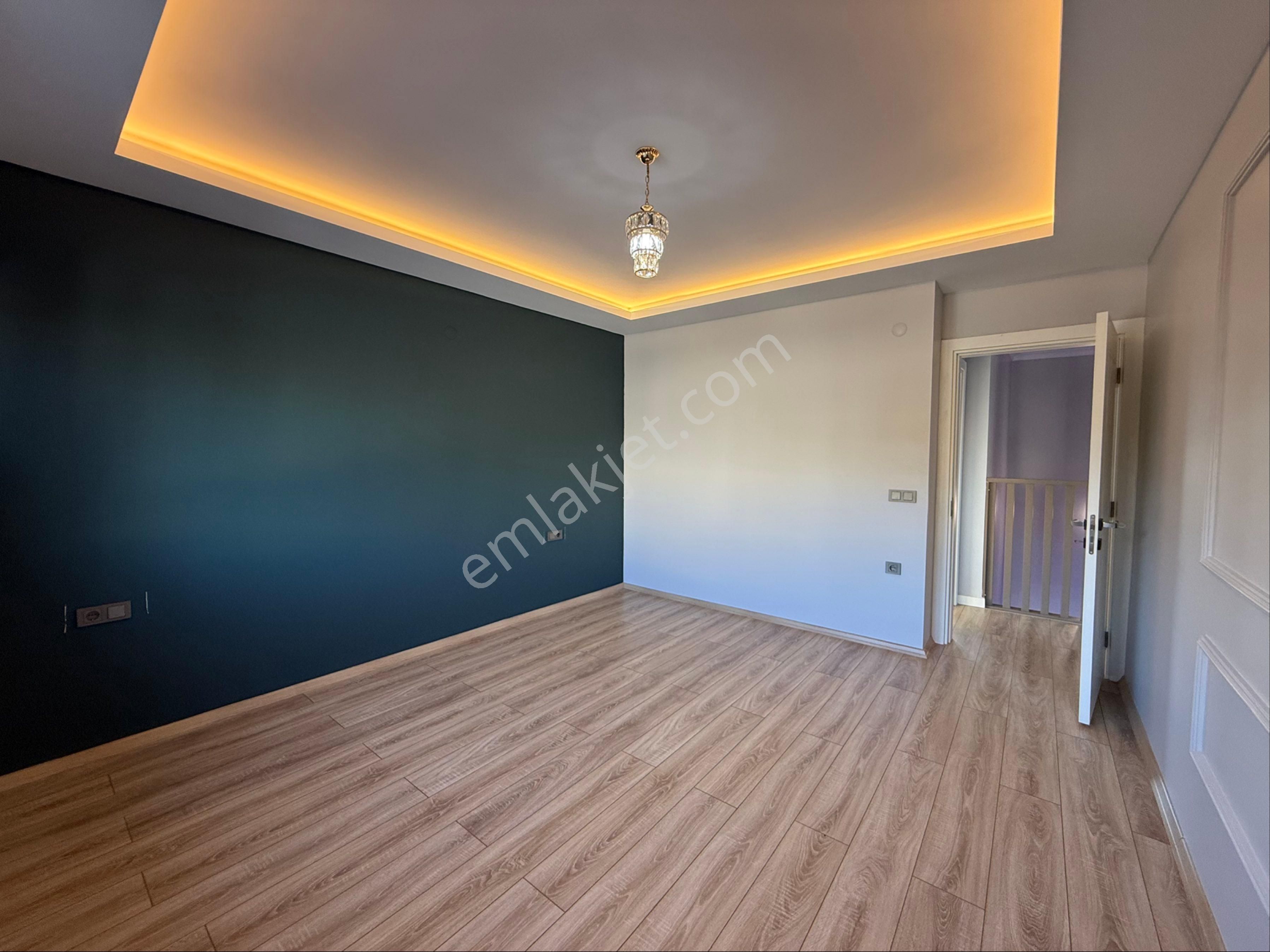 Kuşadası'nda Satılık Tek Müstakil Triplex Villa - Görsel 10