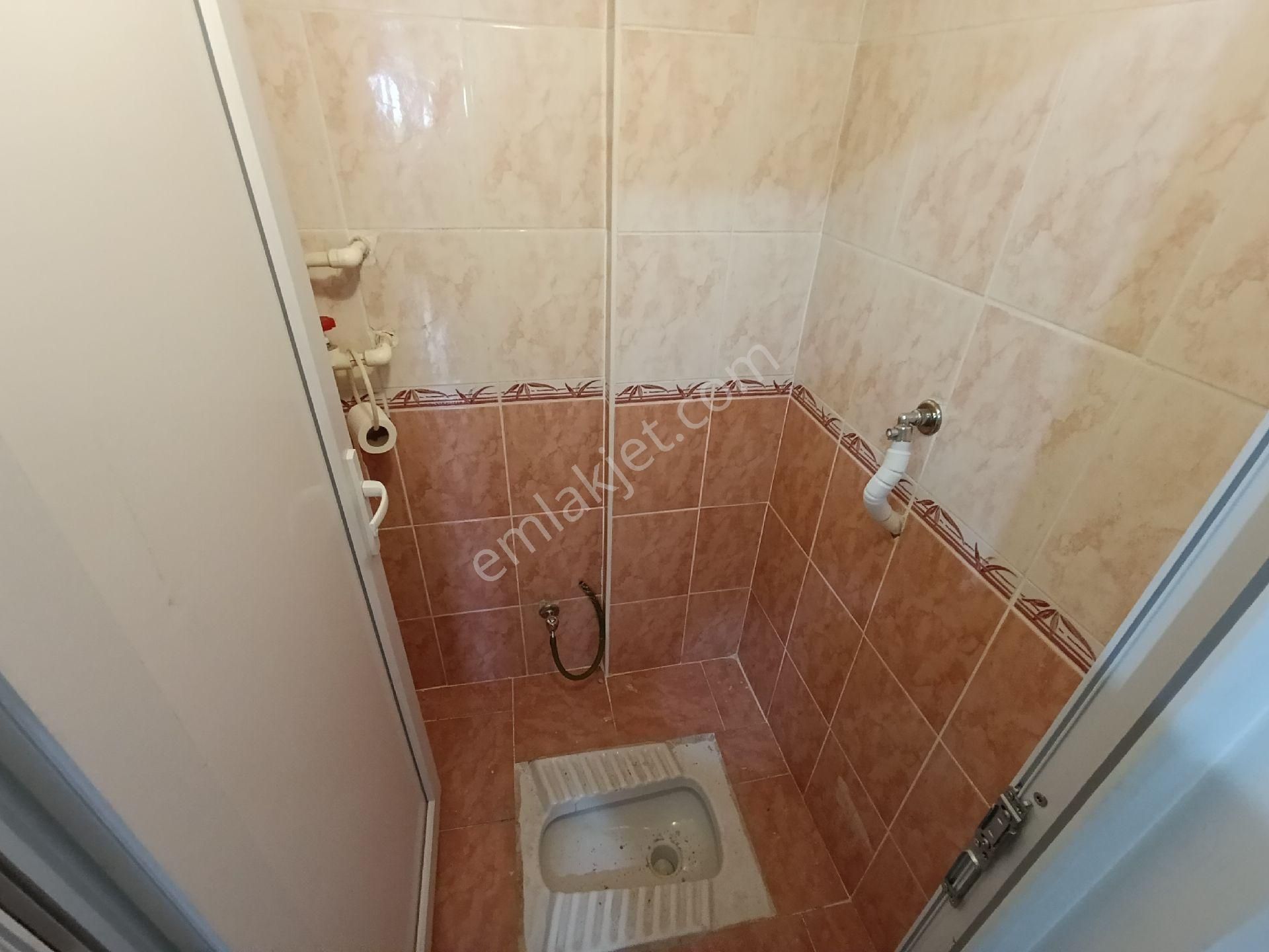 Yeni Mahalle Ayrı Mutfak 1+1 Giriş(pazarlıklı)... - Görsel 13