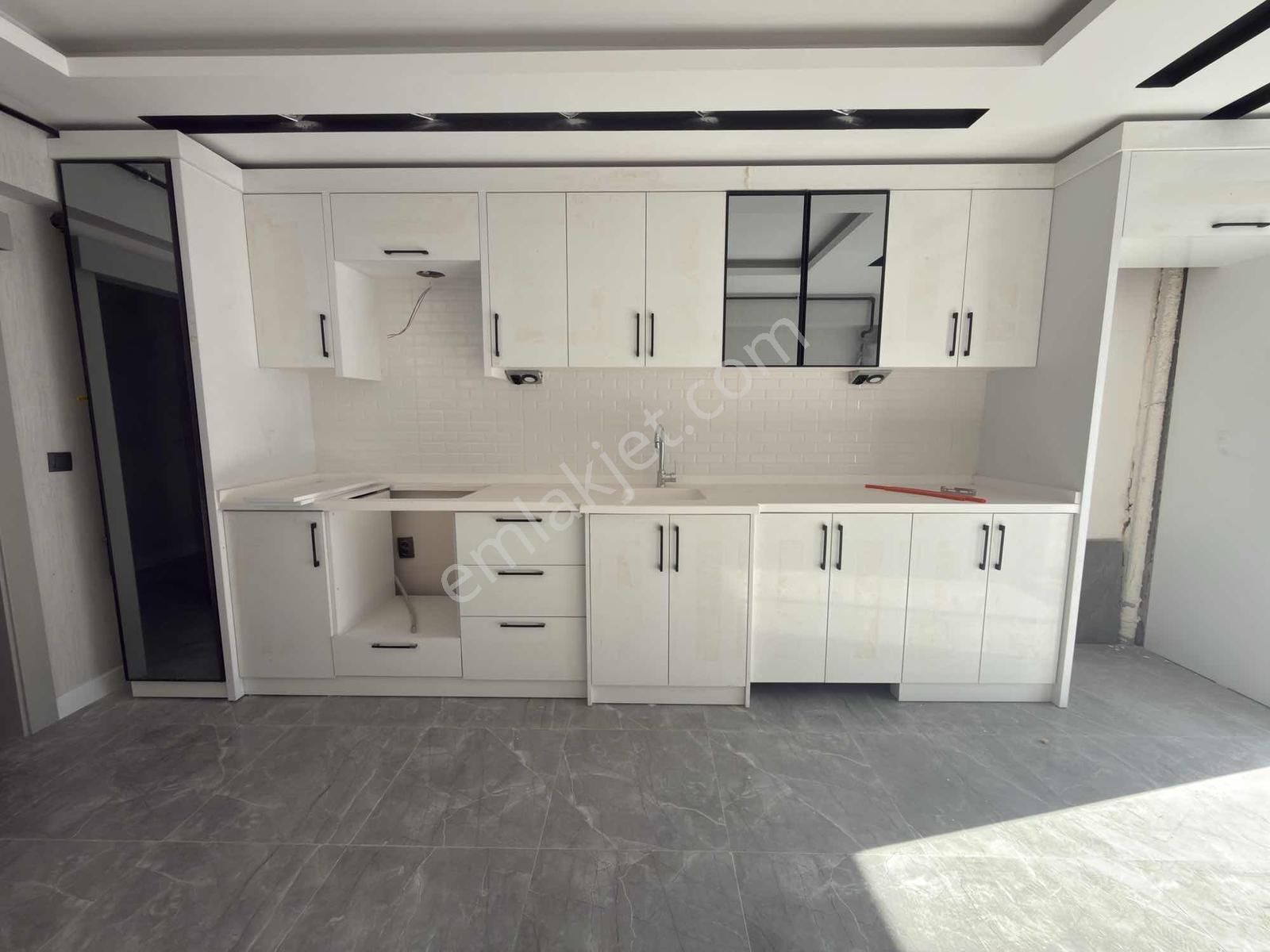 Keskin'den Giyinme Odalı Çift Balkon Çift Banyolu 4+1 Daire - Görsel 24
