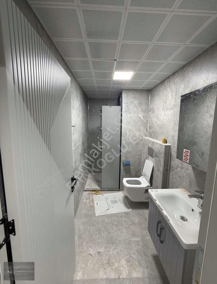 Bankoğlu Emlak'tan Sıfır Kiralık Ofis - Görsel 4