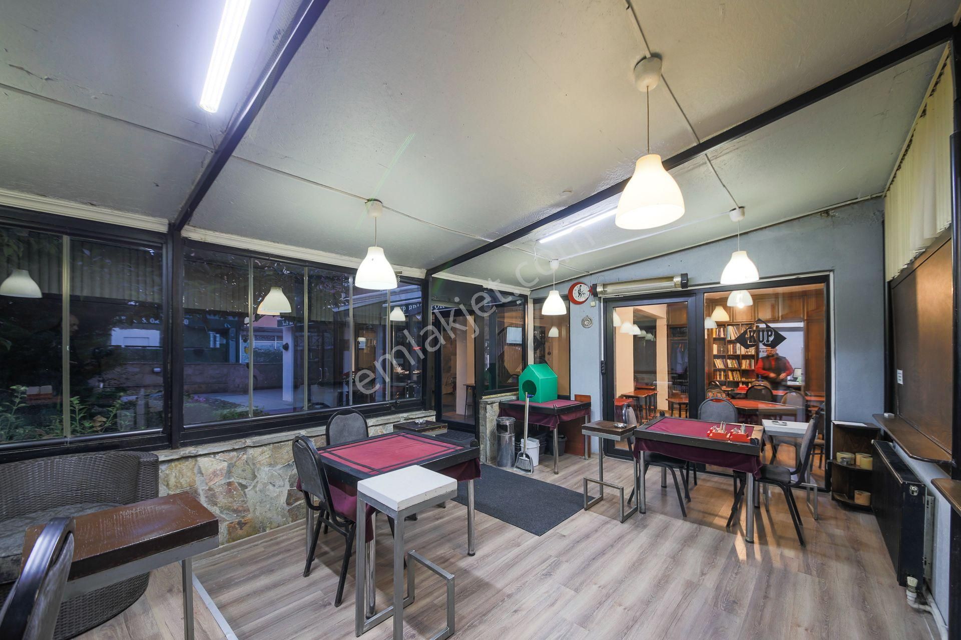 Bostancı Merkezde Köşe Konumlu Satılık Komple Bina - Görsel 24