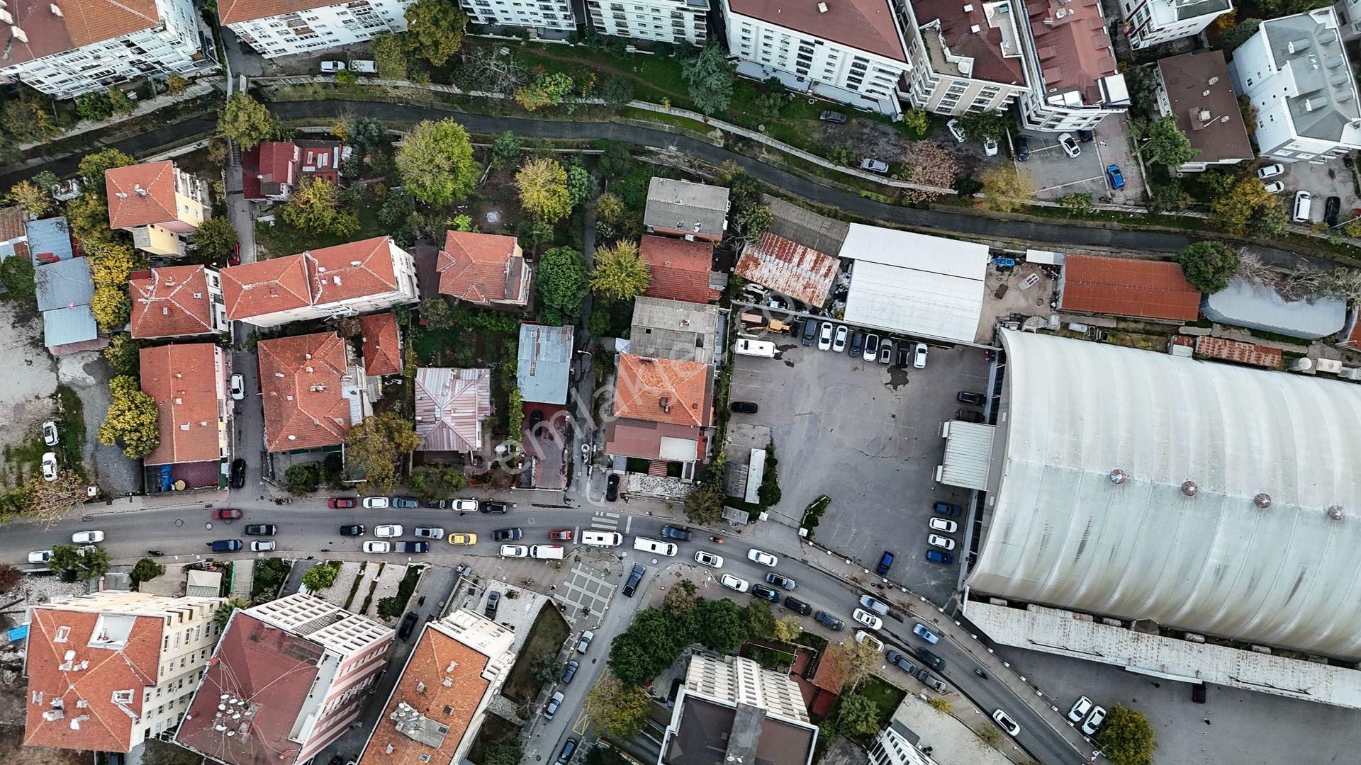 Bostancı Merkezde Köşe Konumlu Satılık Komple Bina - Görsel 34