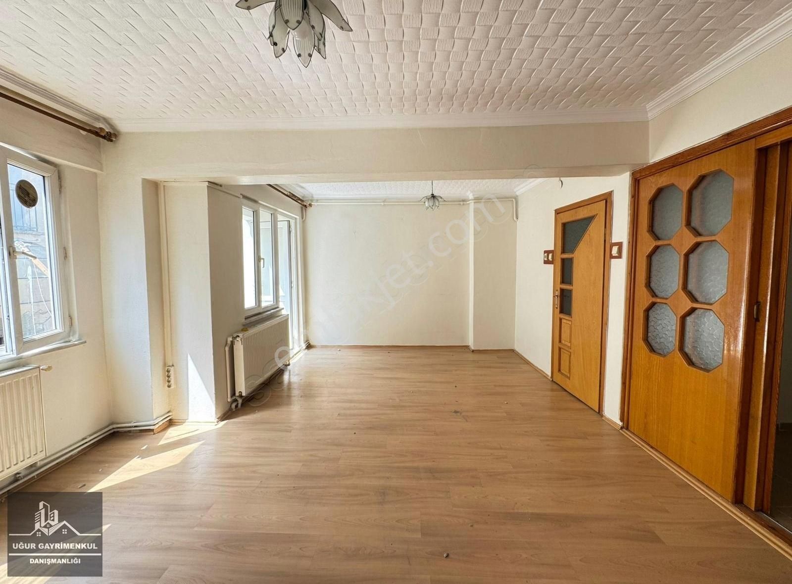 Uğur Gayrimenkul'den İstiklal Caddesine Yakın Satılık 2+1 Daire - Görsel 20