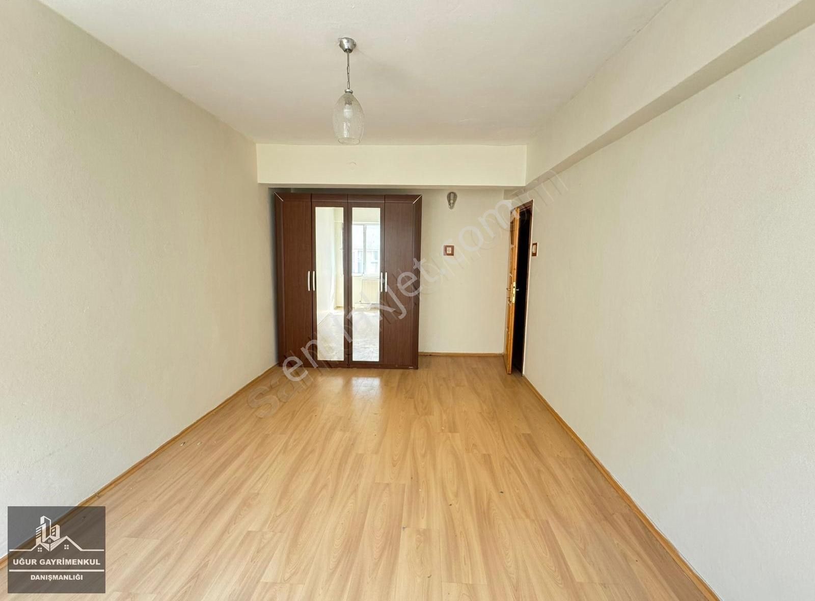 Uğur Gayrimenkul'den İstiklal Caddesine Yakın Satılık 2+1 Daire - Görsel 18