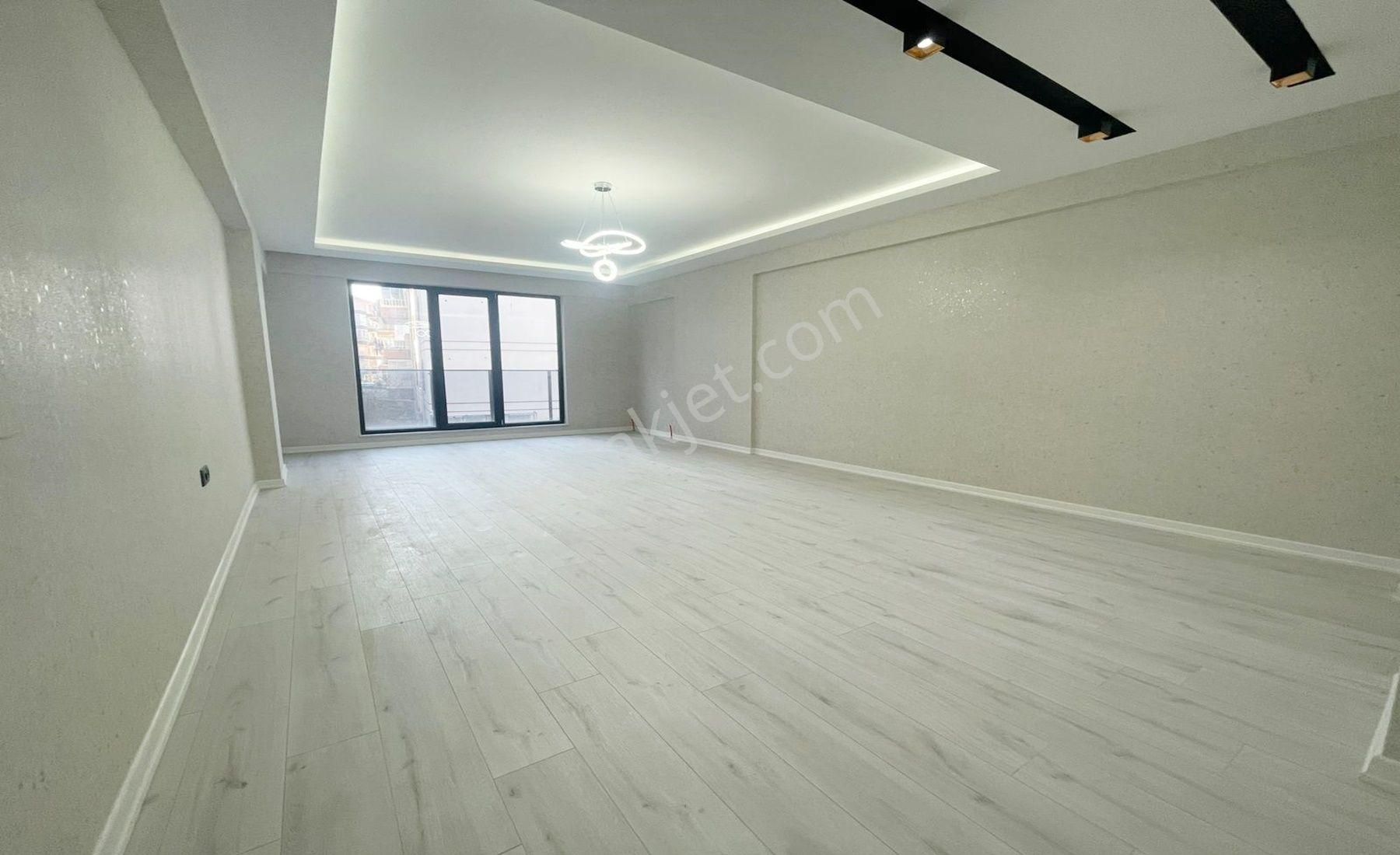 Yuvam'dan Karakaya'da 4+1 Full Yapılı Ebeveyn Banyolu+giyinme Odalı Satılık Dairemiz!!!