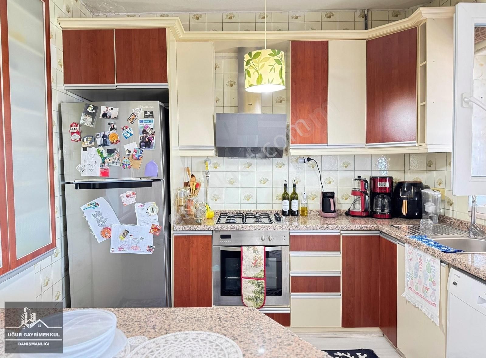 Uğur Gayrimenkul'den Manastır'da Deniz Manzaralı Müstakil Ev - Görsel 12