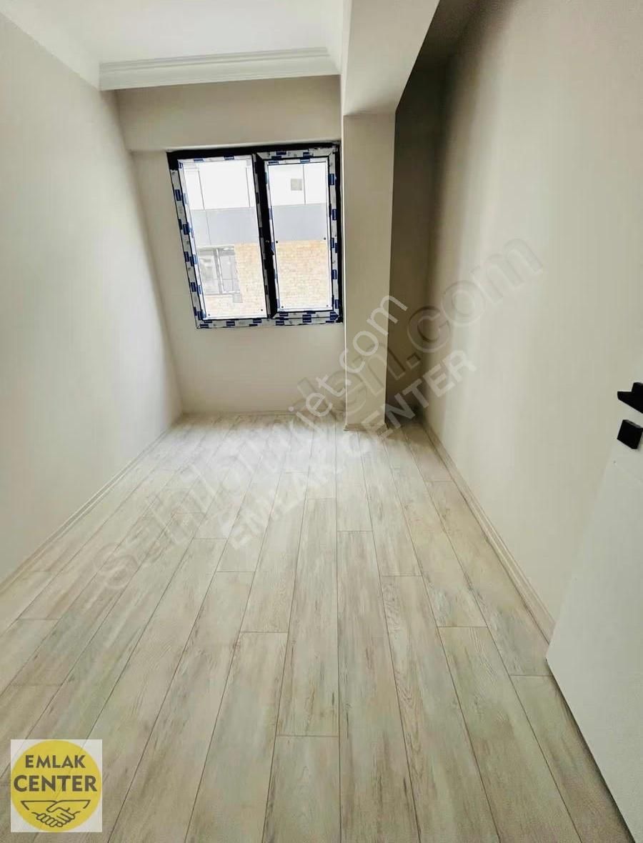 Emlak Center'dan Muradiye Mah Site İçinde Satılık 2+1 Daire - Görsel 8