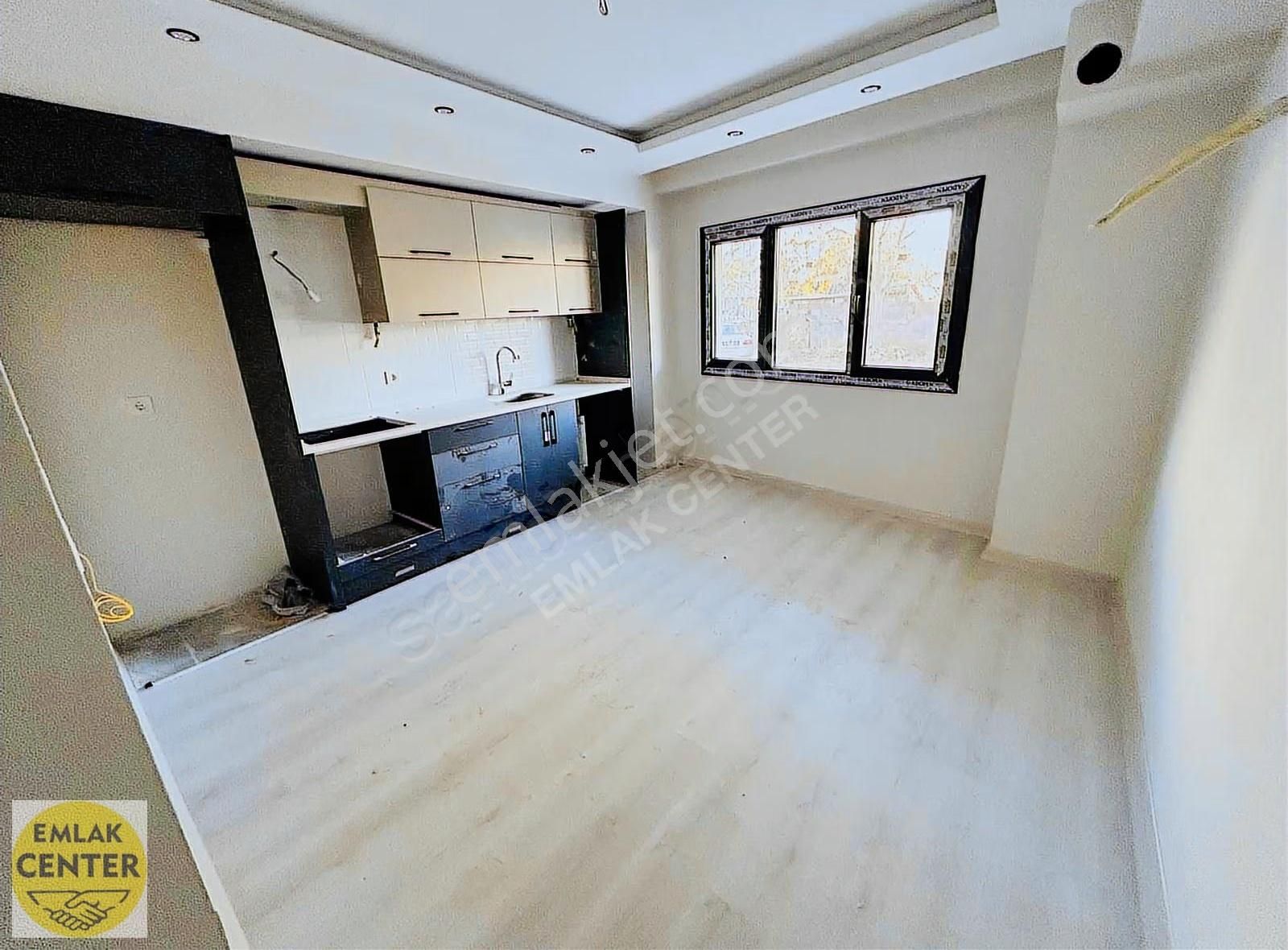 Emlak Center'dan Muradiye Mah Satılık 2+1 Sıfır Daire - Görsel 3