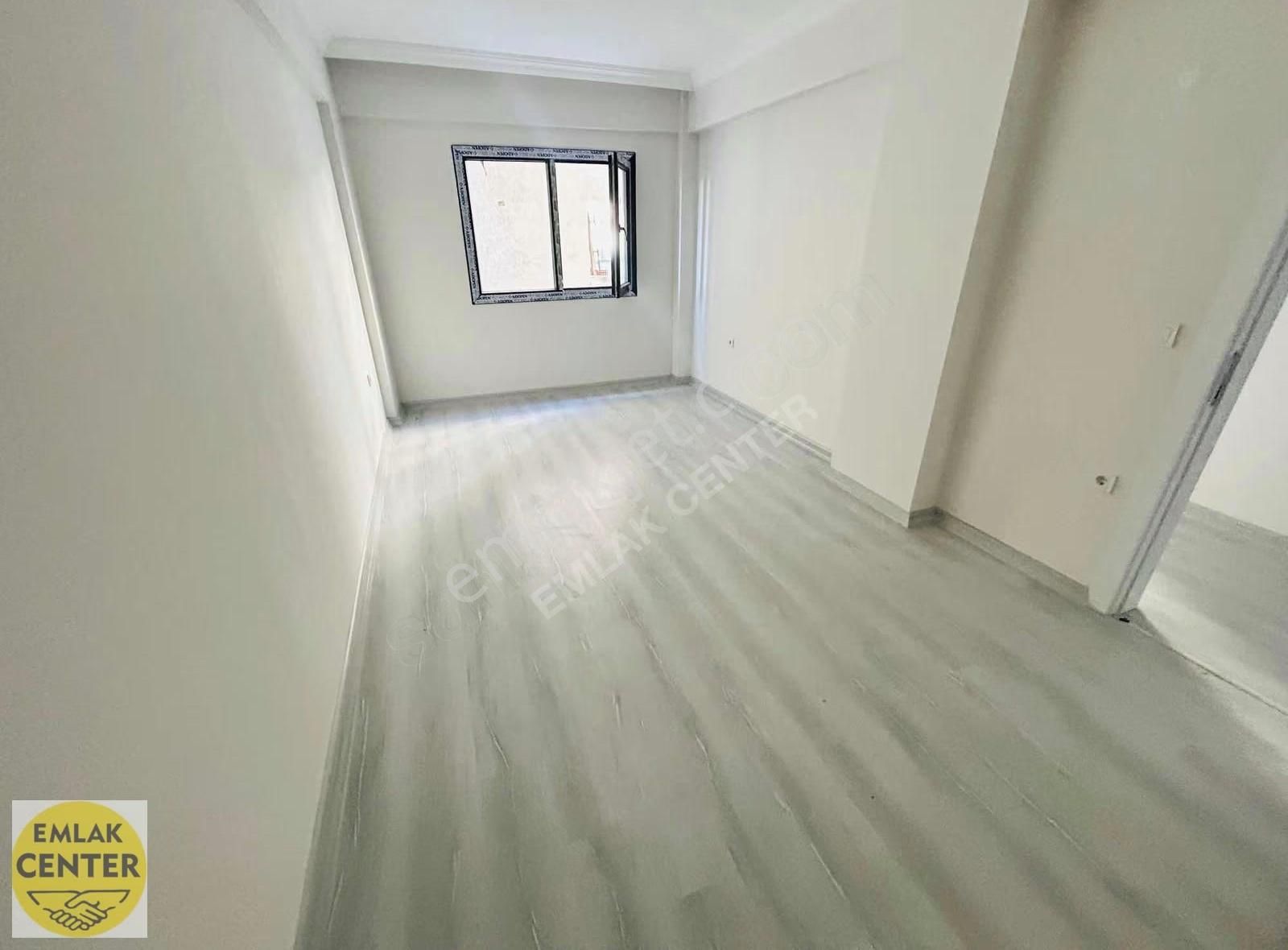 Muradiye Mah Satılık 3+1 Ebeveyn Banyolu Daire - Görsel 3