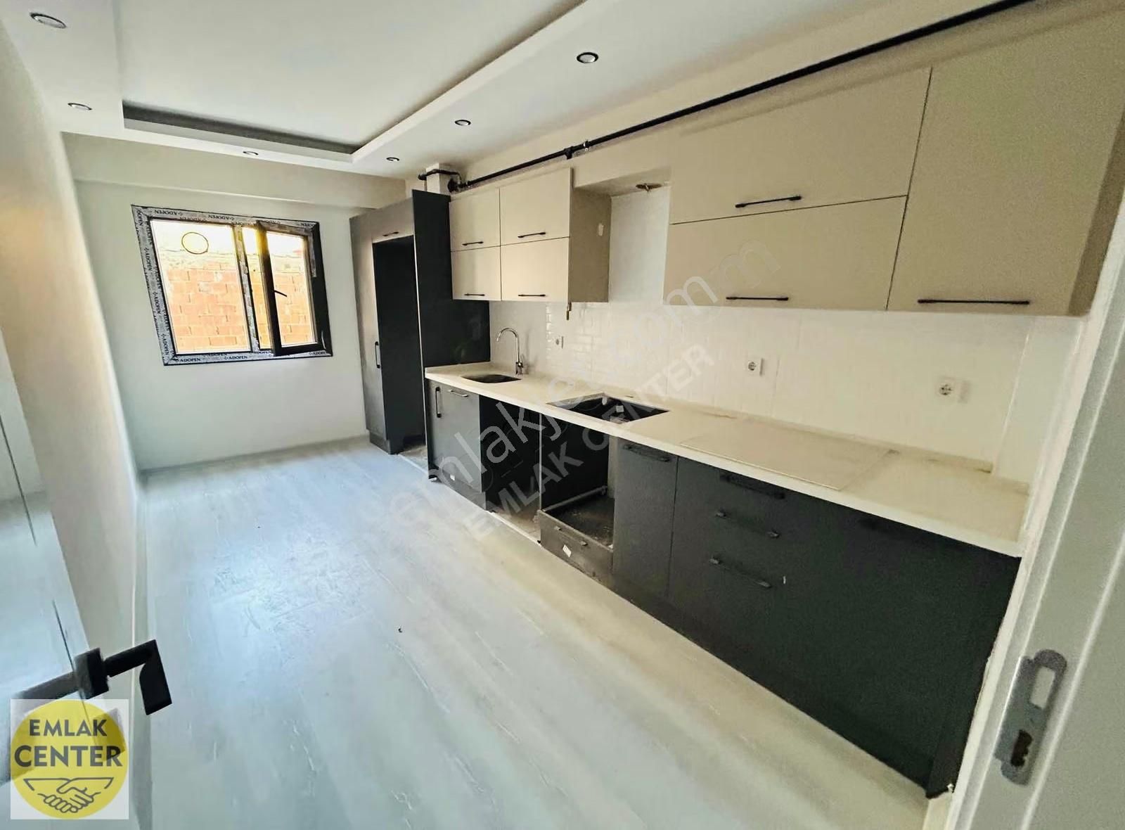 Muradiye Mah Satılık 3+1 Ebeveyn Banyolu Daire - Görsel 13
